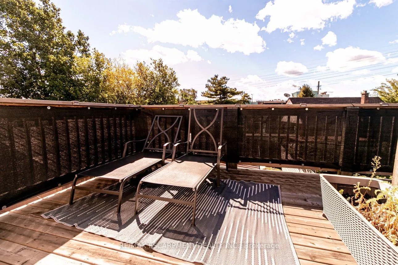 548 Beach Road