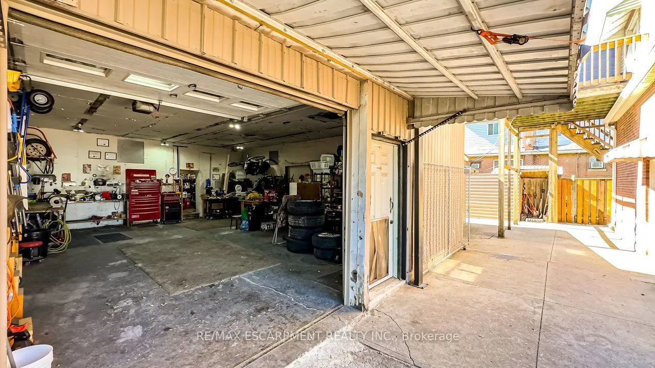 548 Beach Road