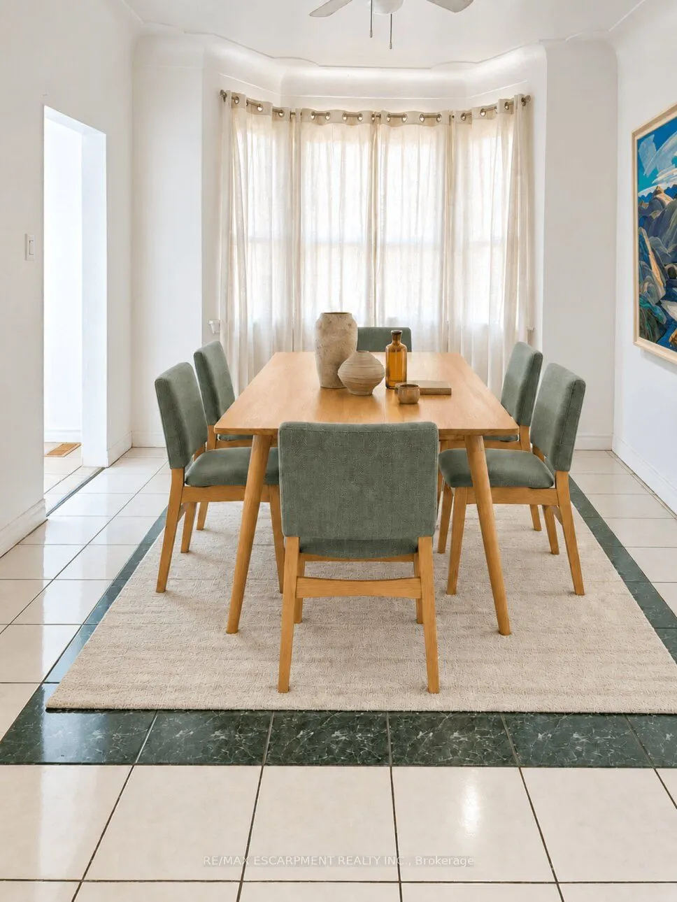 548 Beach Road