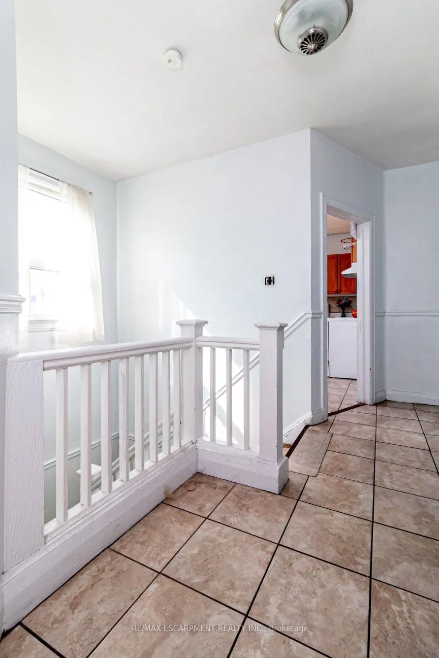 548 Beach Road