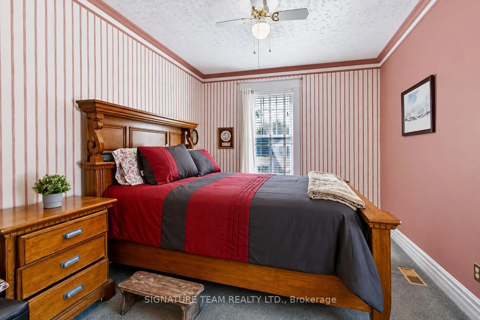 43 Bank Street S