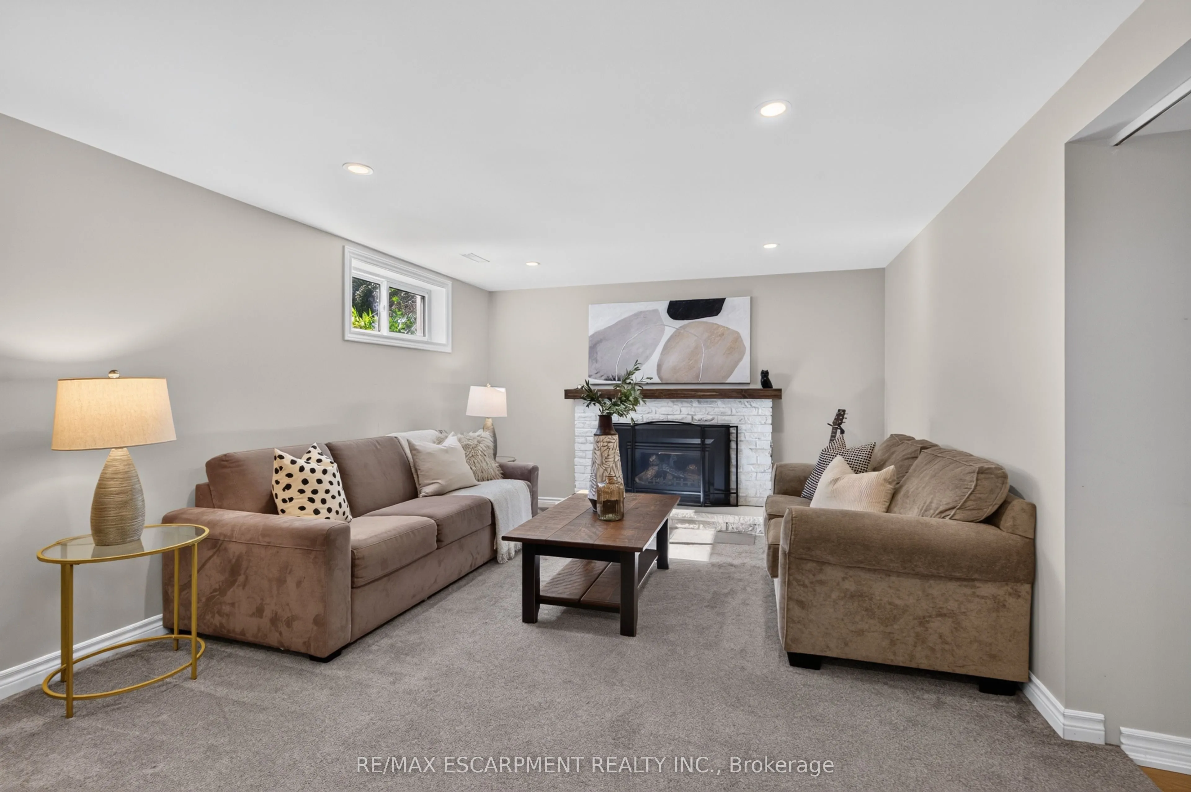 7 Fern Avenue