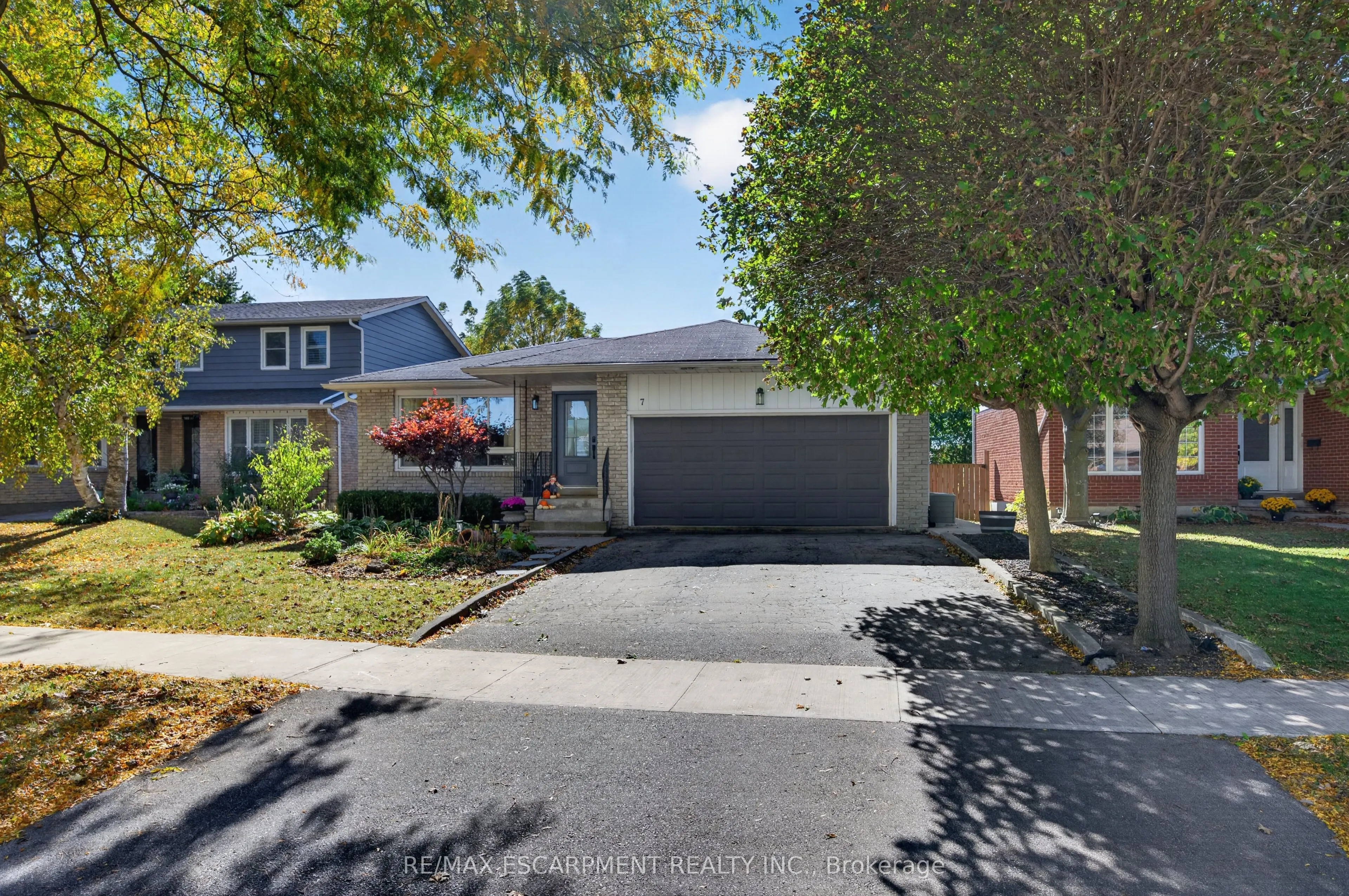 7 Fern Avenue