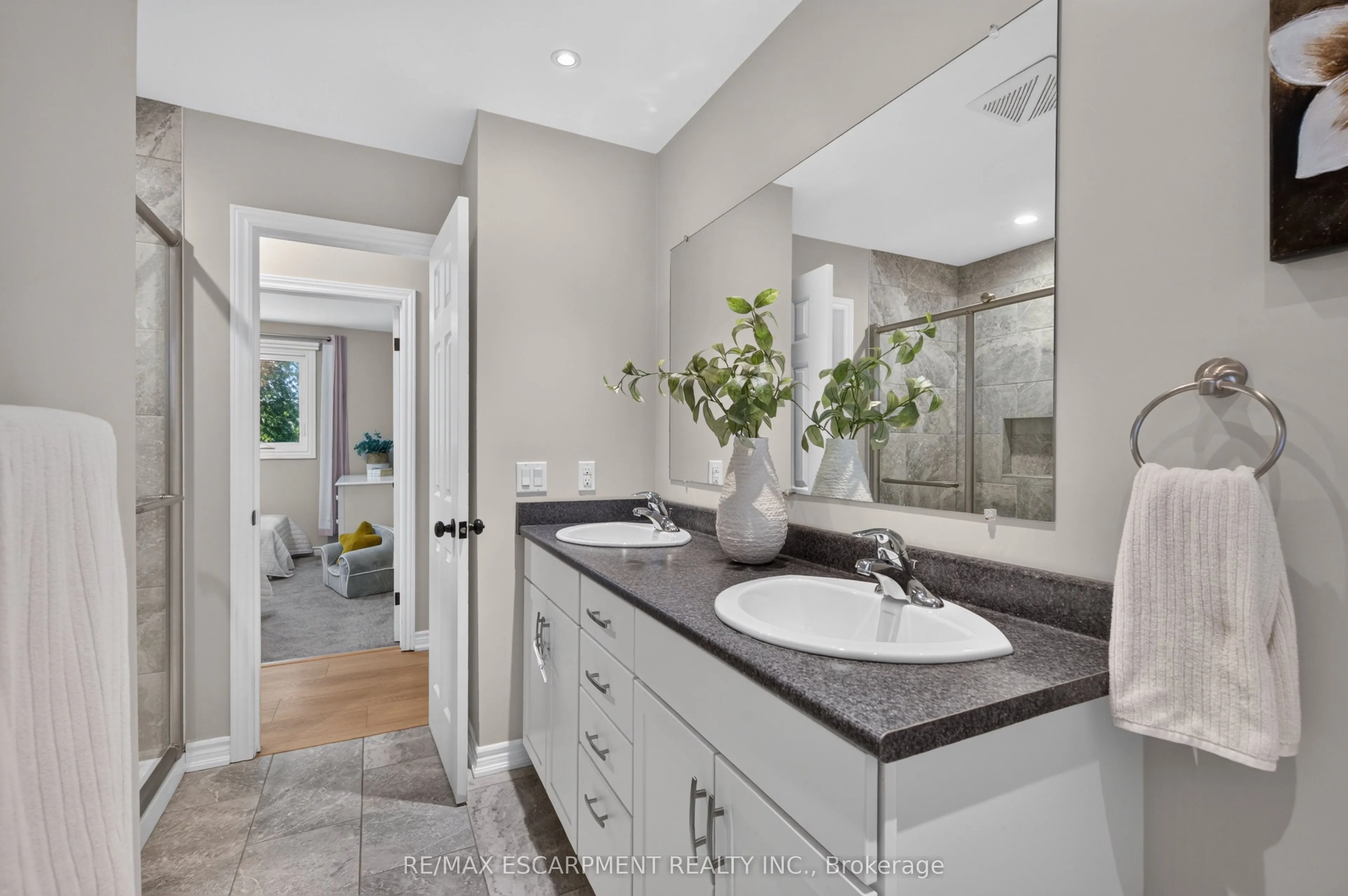 7 Fern Avenue