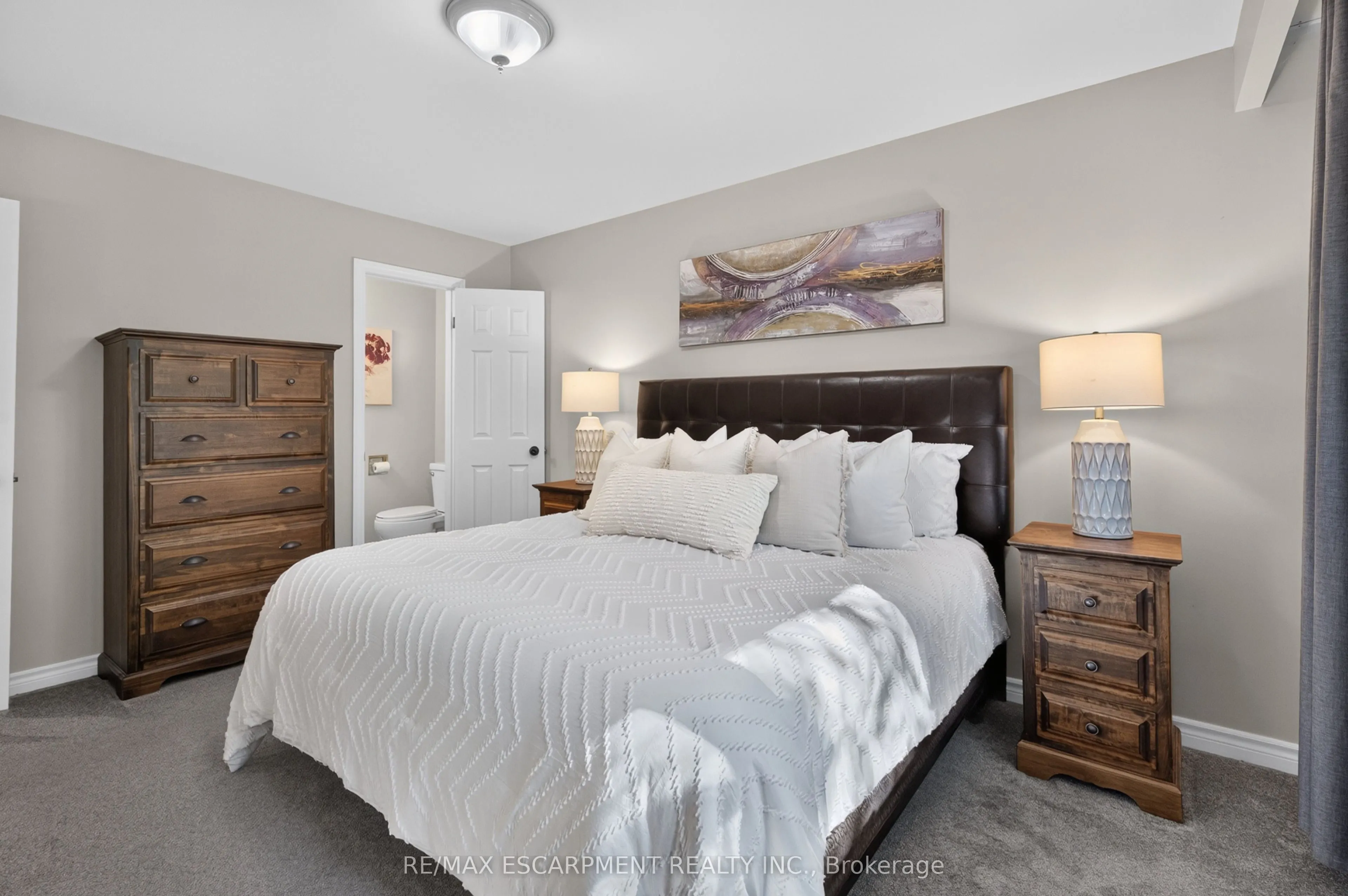 7 Fern Avenue