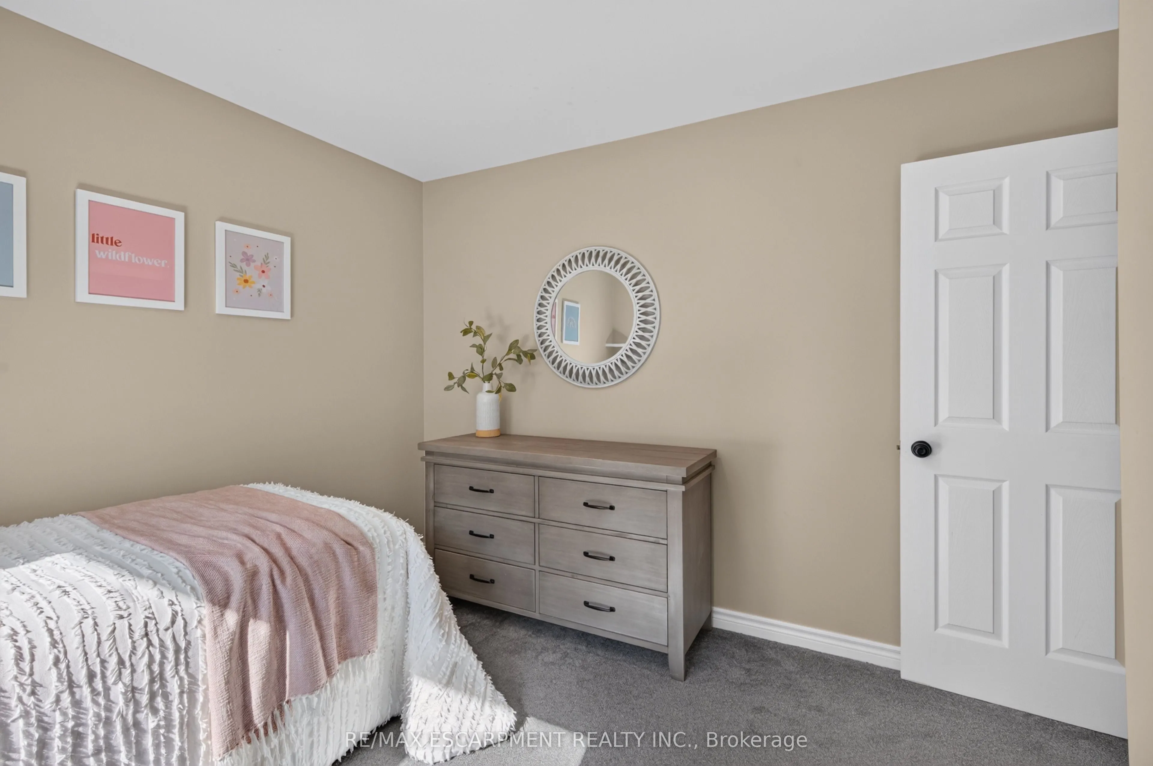 7 Fern Avenue