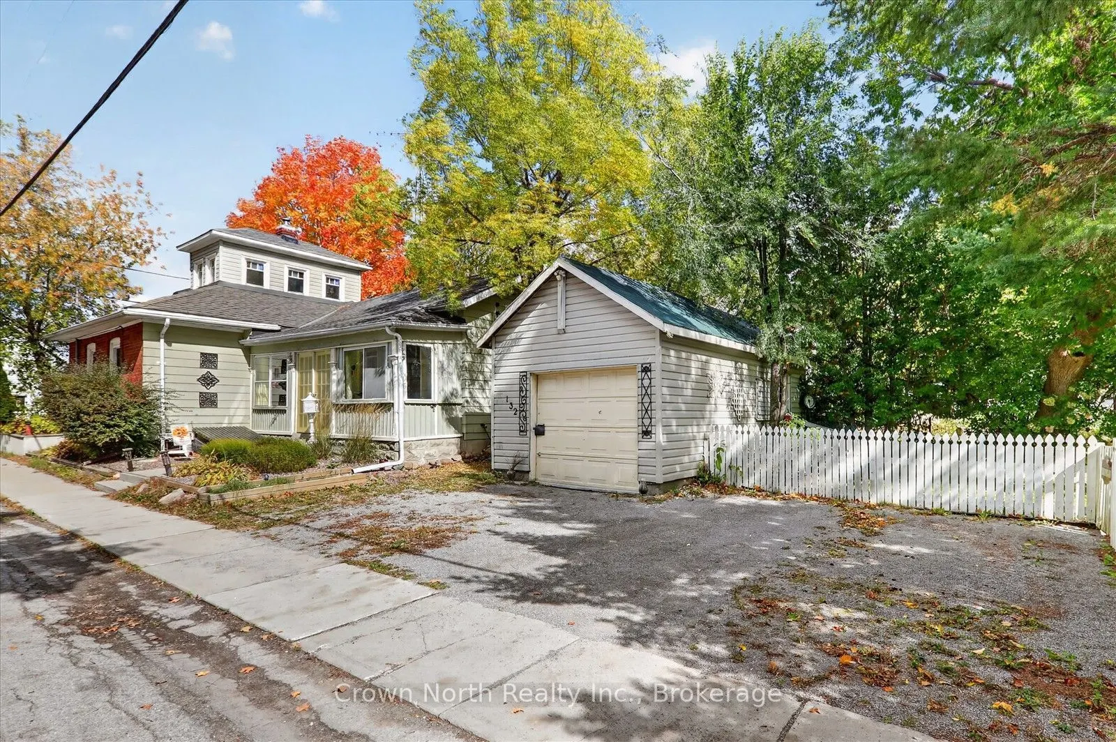 132 Glengarry Road