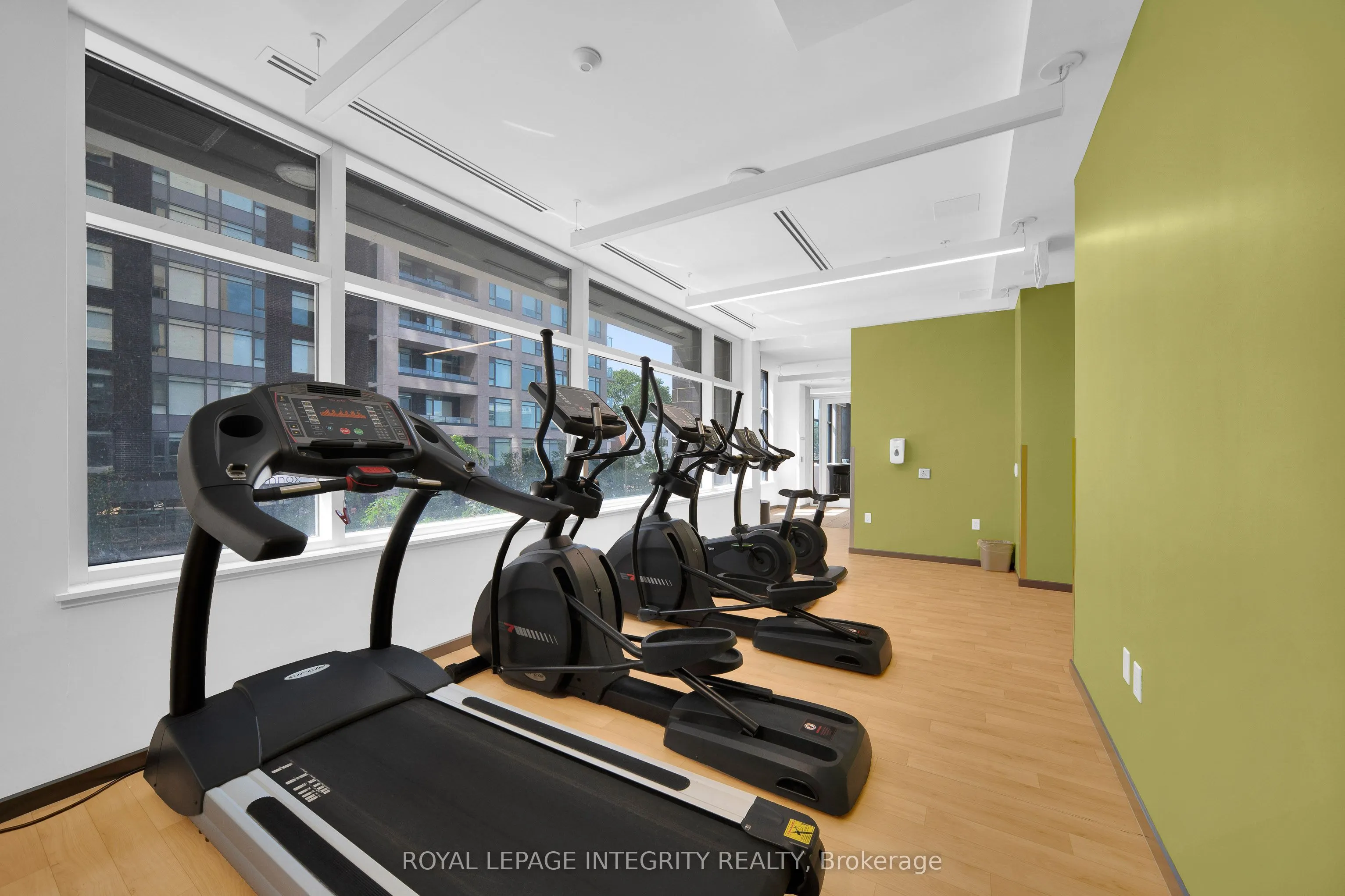 105 Champagne Avenue S #2503