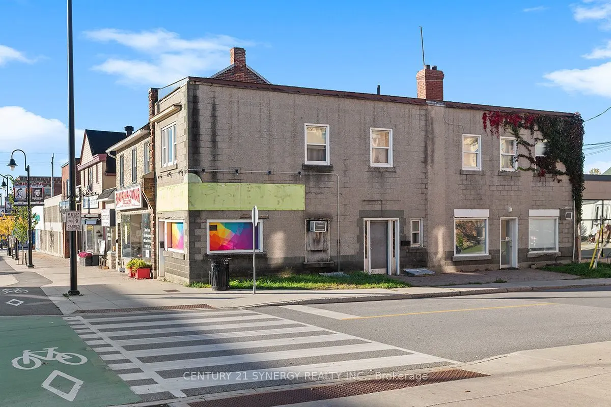 18 Beckwith Street N