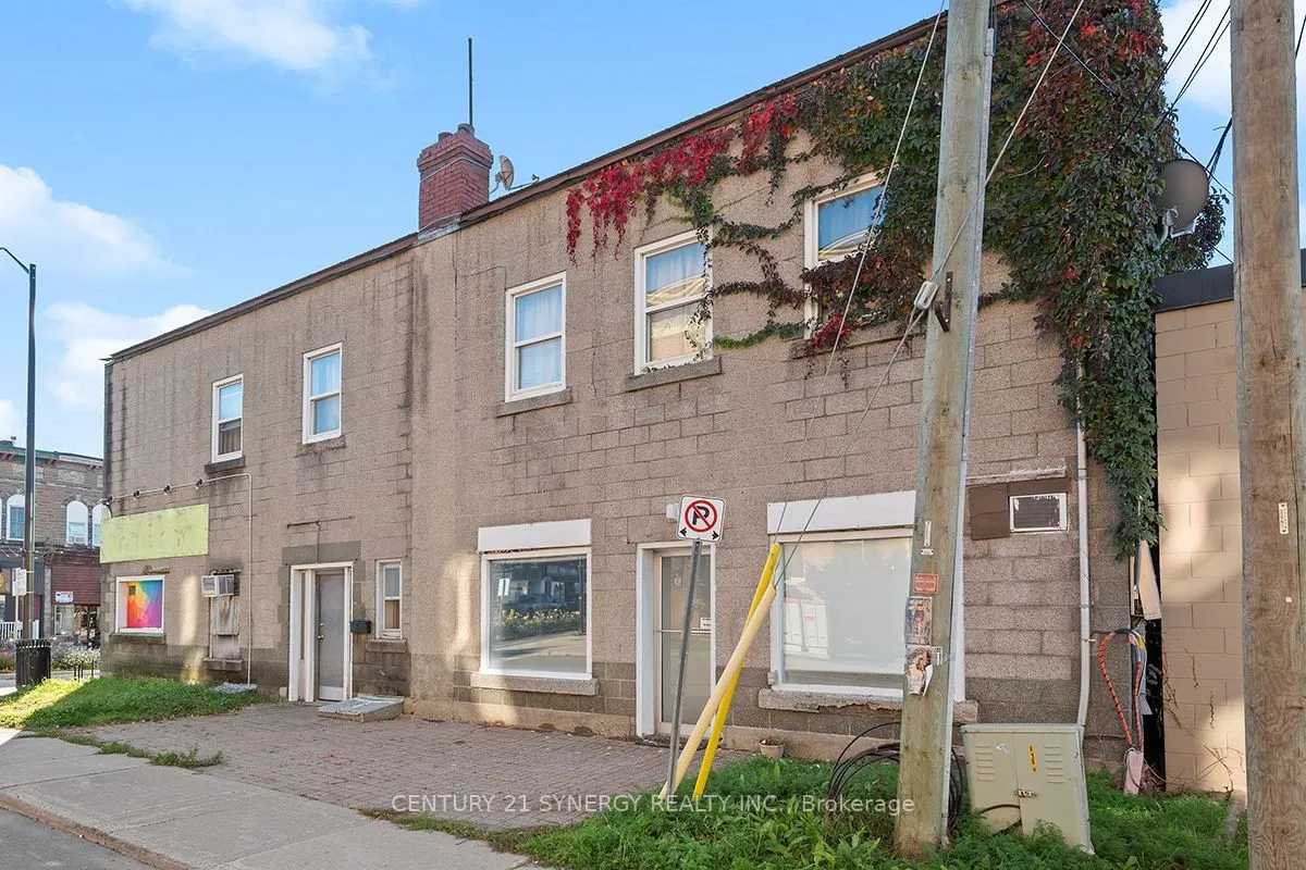 18 Beckwith Street N