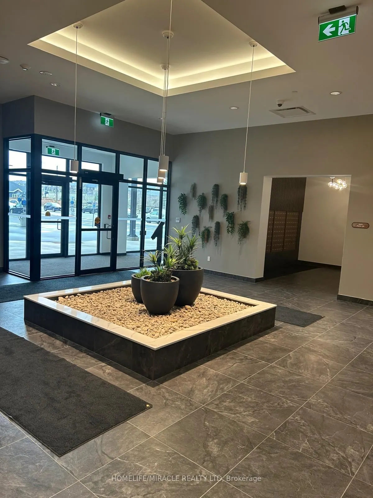 525 New Dundee Road #704
