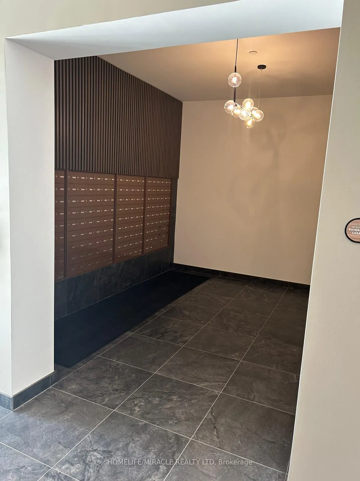 525 New Dundee Road #704