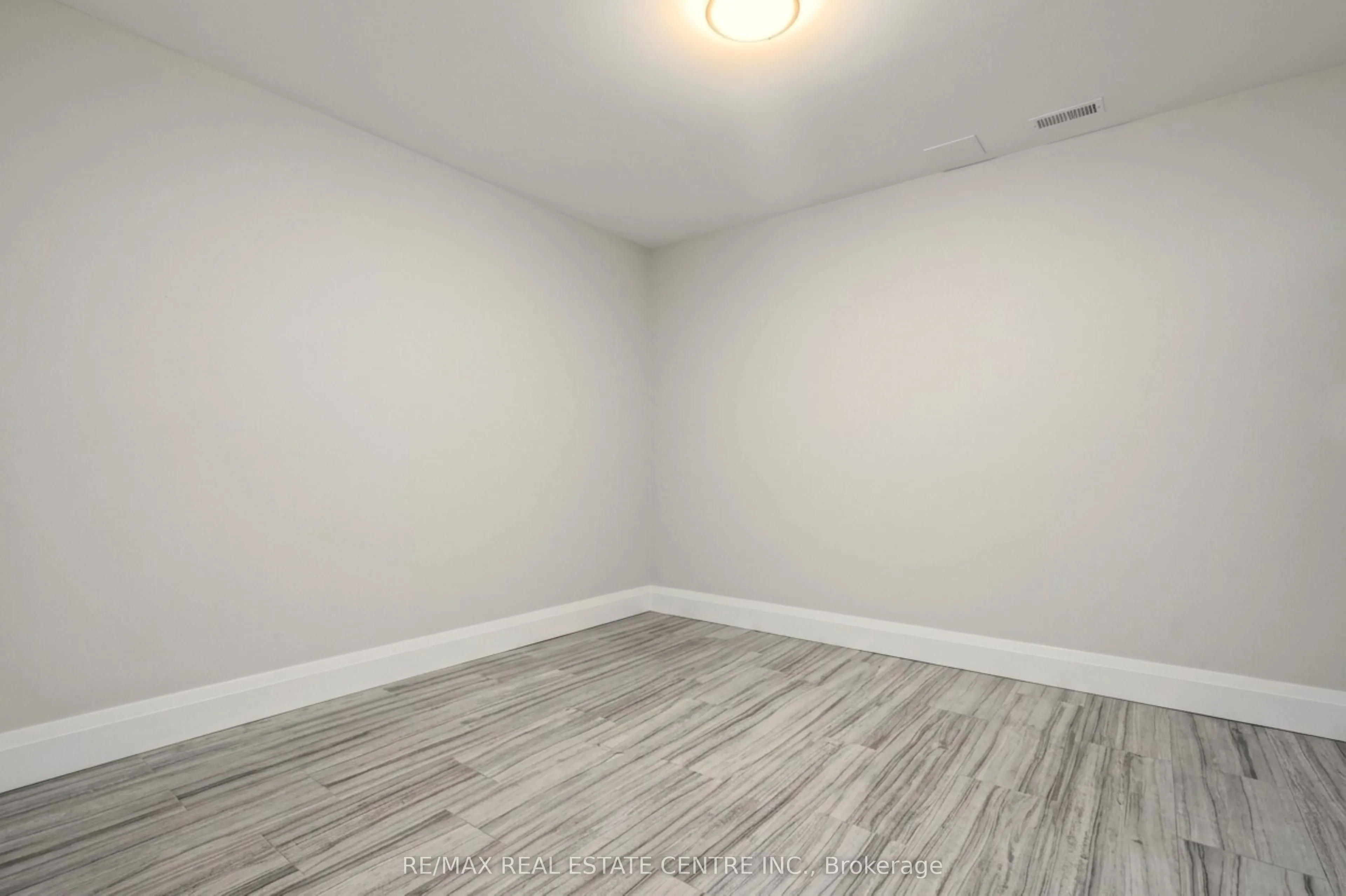 670 Bishopsgate Road #7