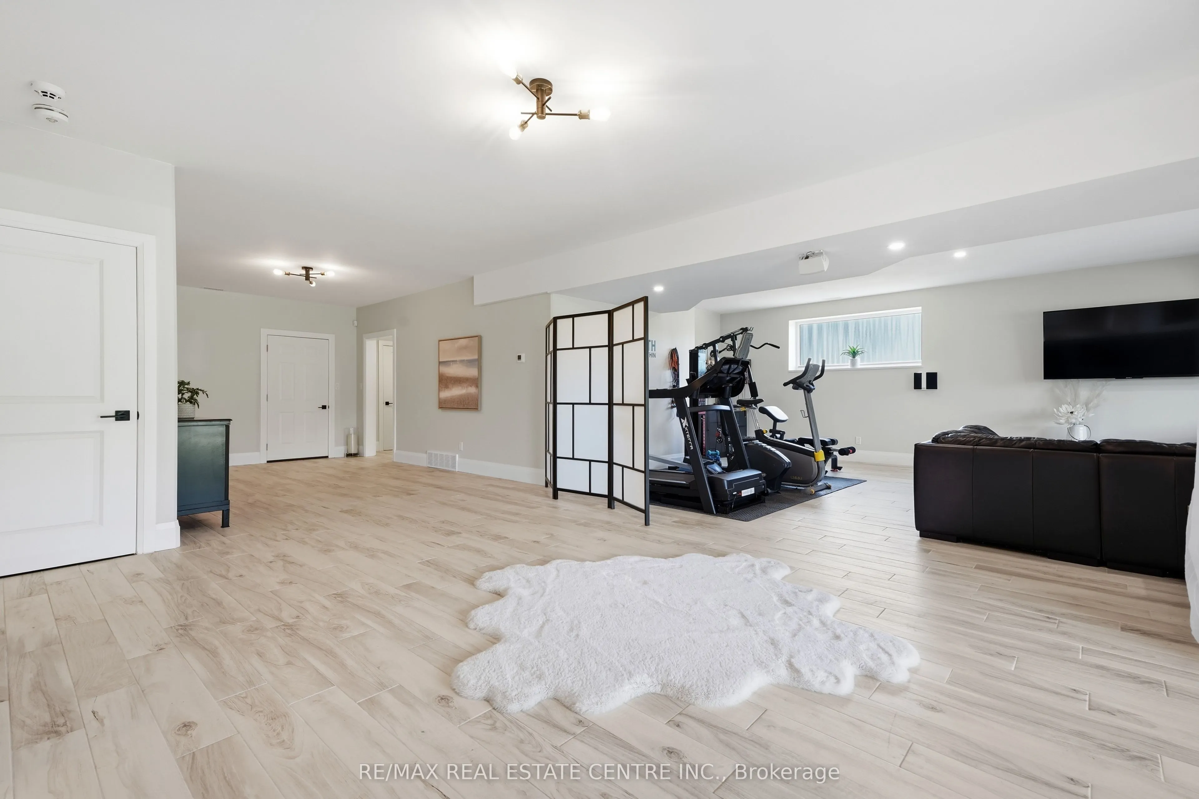 670 Bishopsgate Road #7