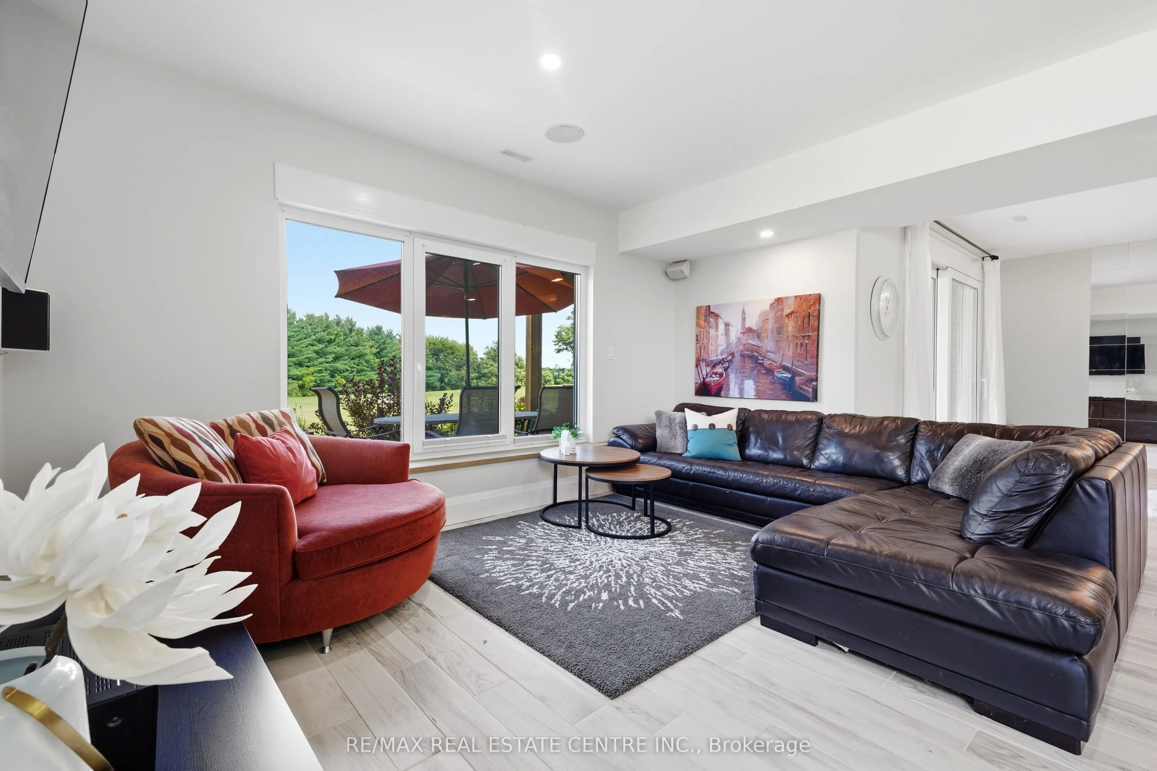 670 Bishopsgate Road #7