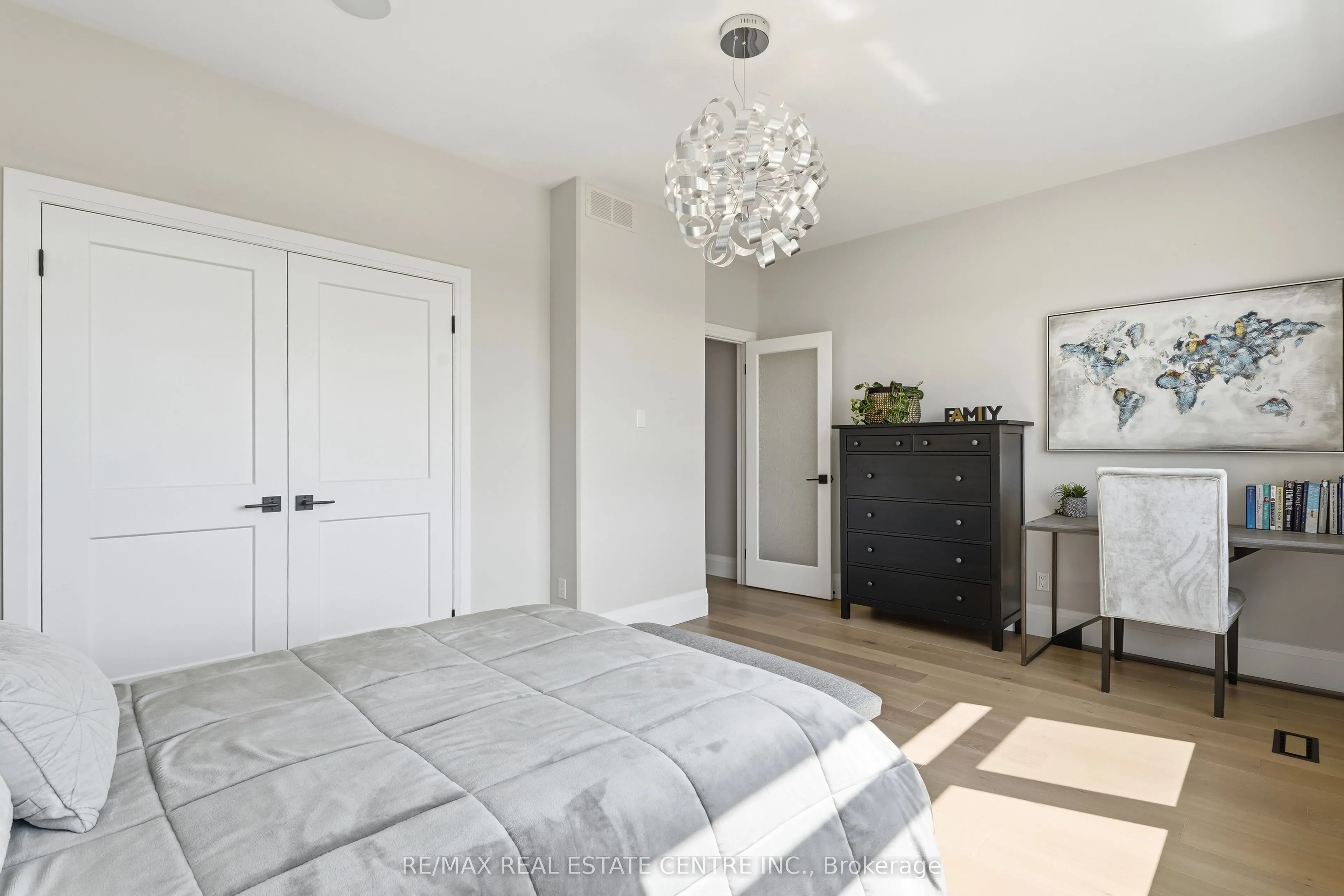 670 Bishopsgate Road #7