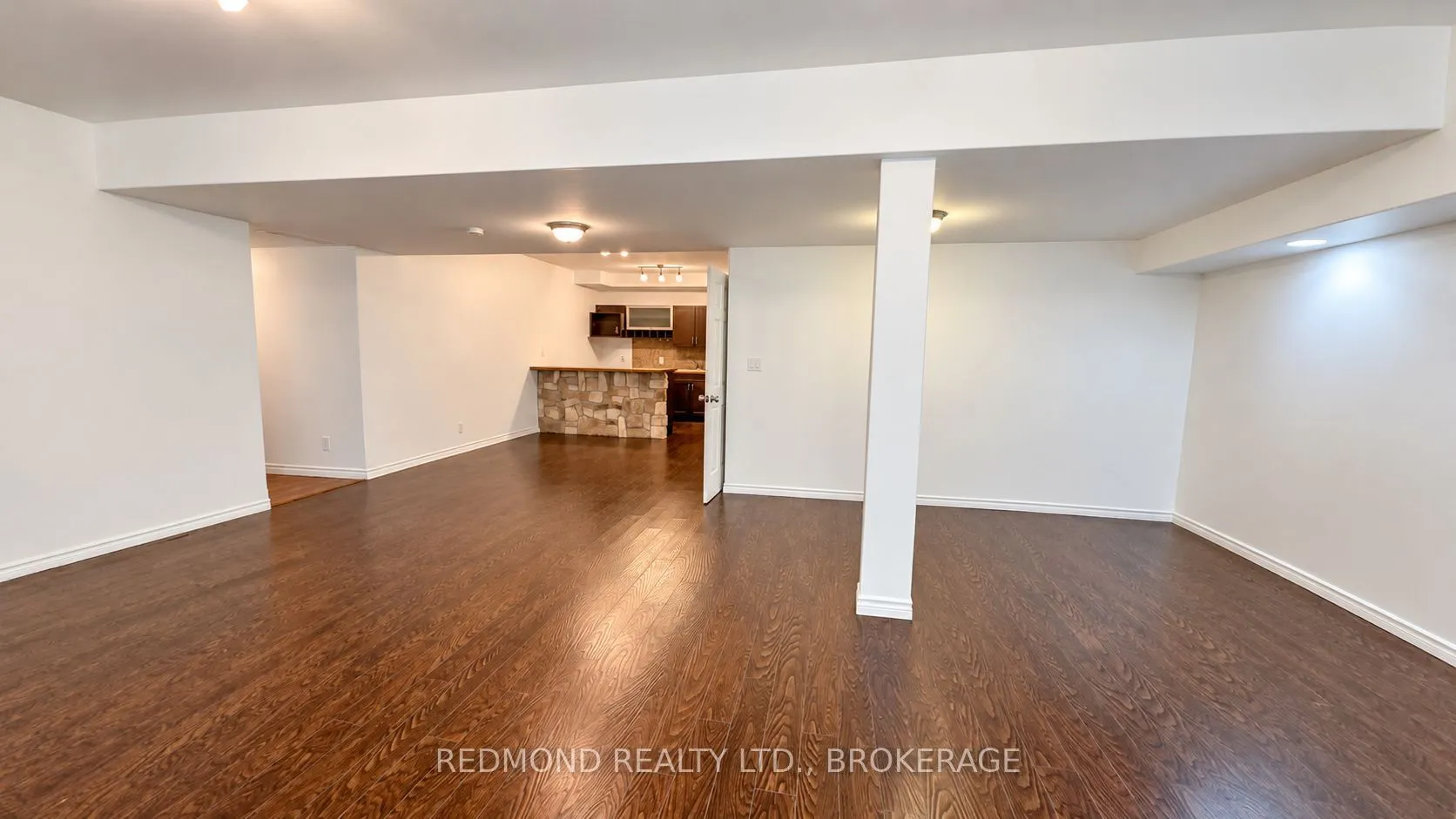 1461 English Way