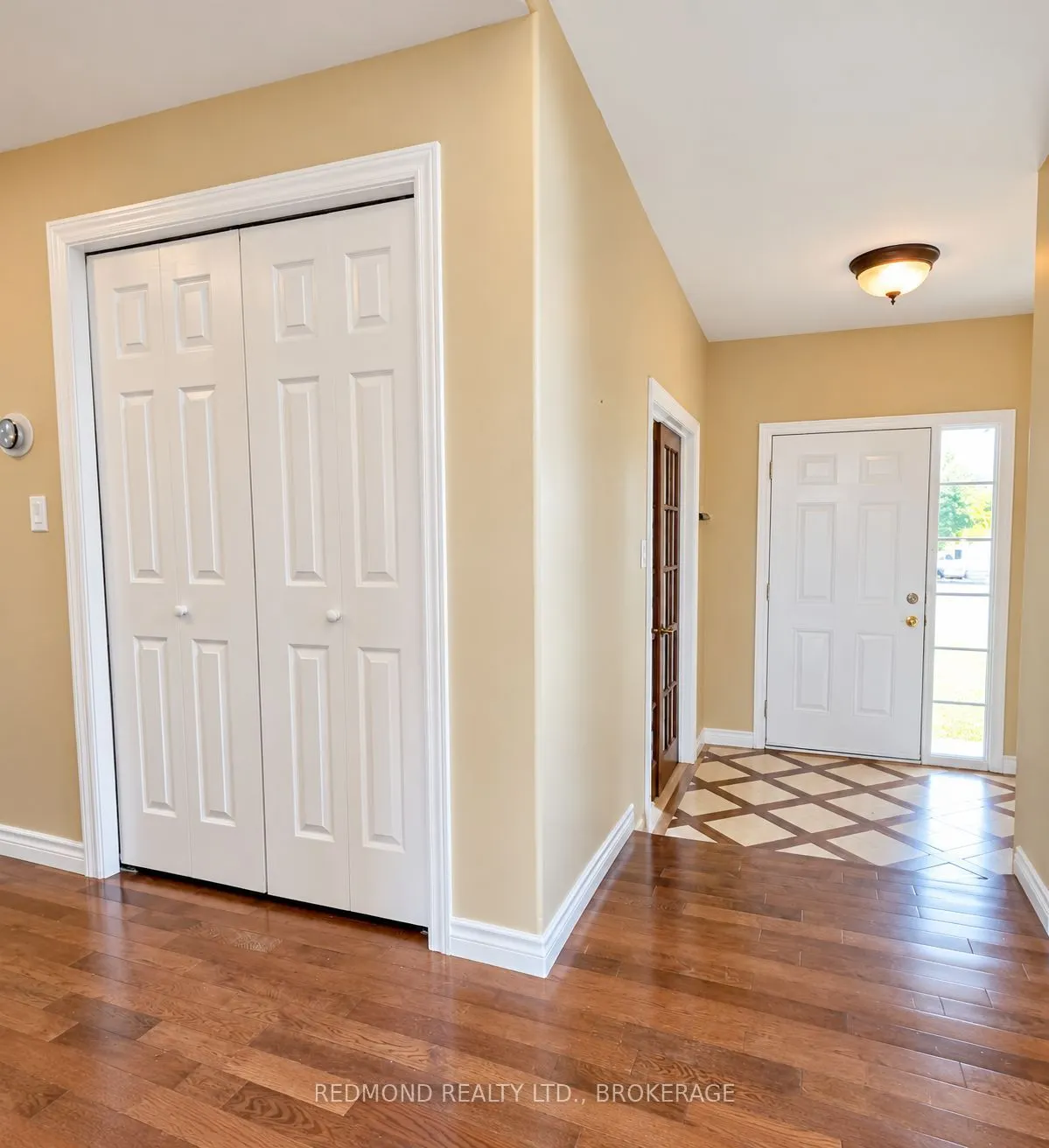 1461 English Way