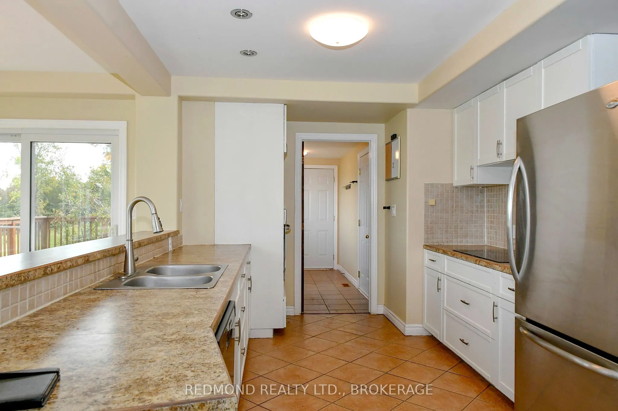 1461 English Way