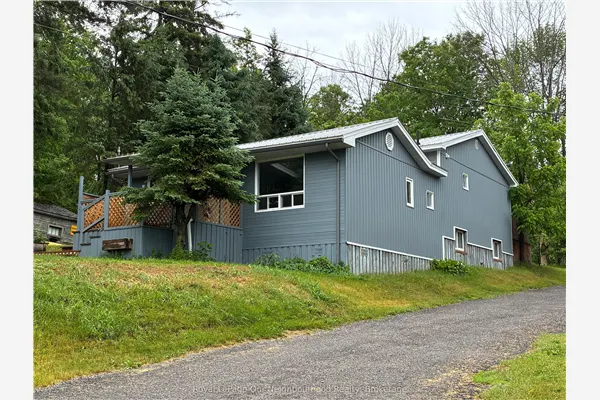 72 Lakeshore Road