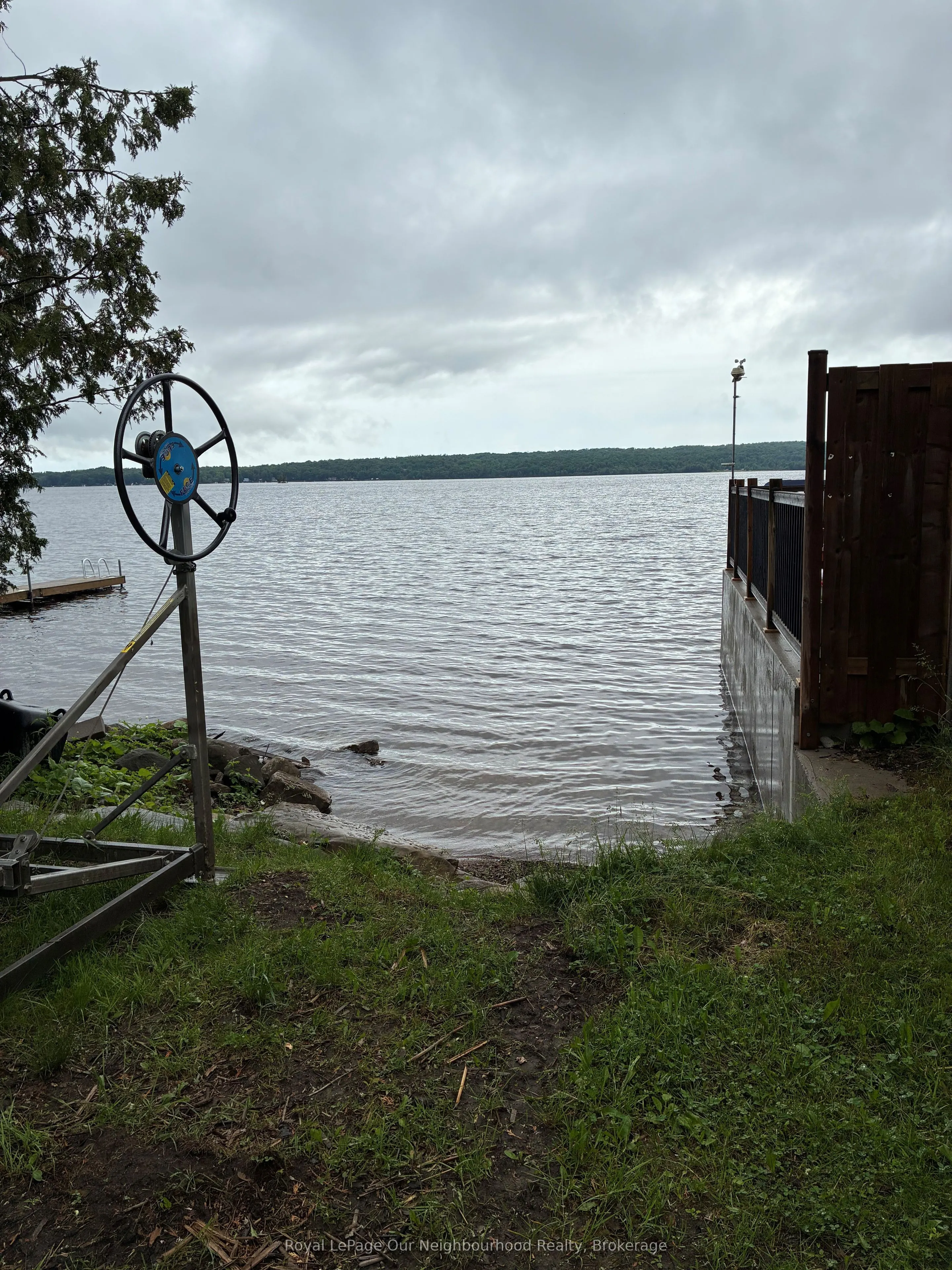 72 Lakeshore Road