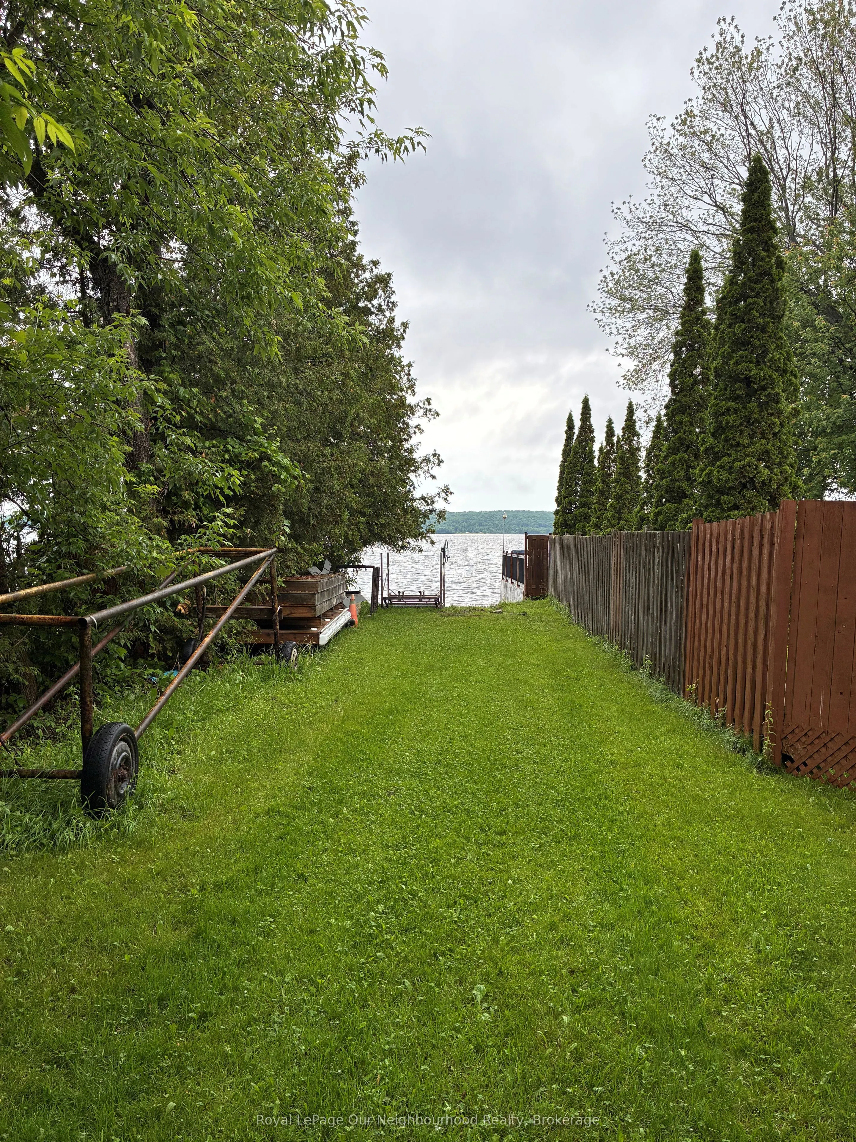 72 Lakeshore Road