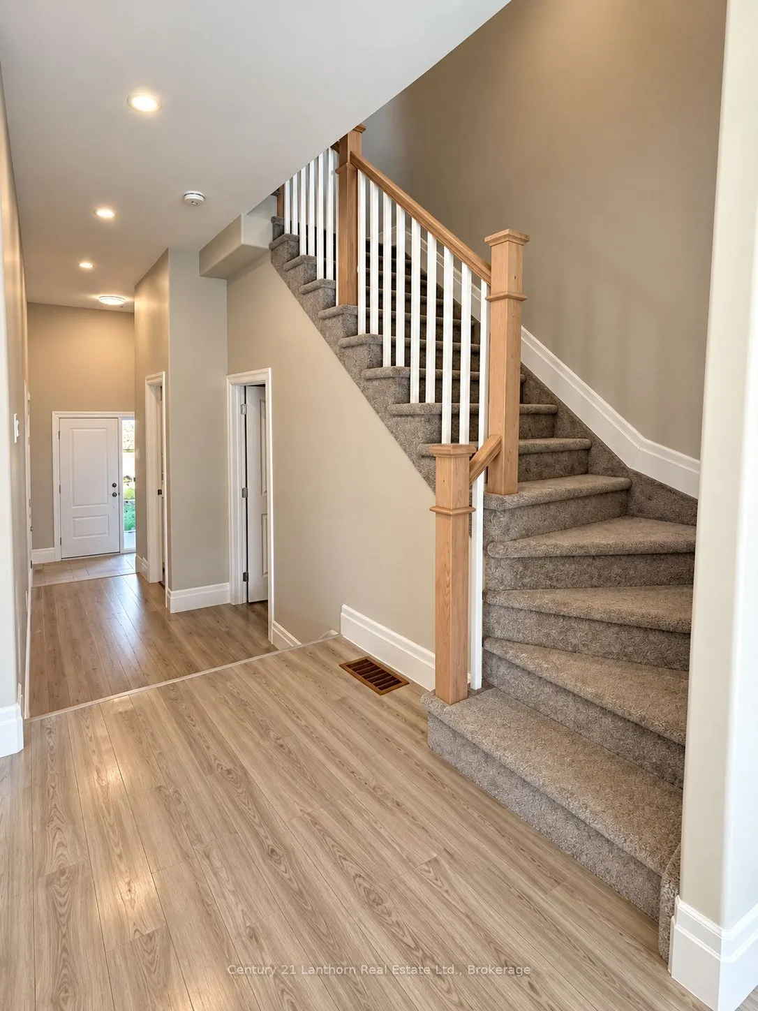 8 Allen Street