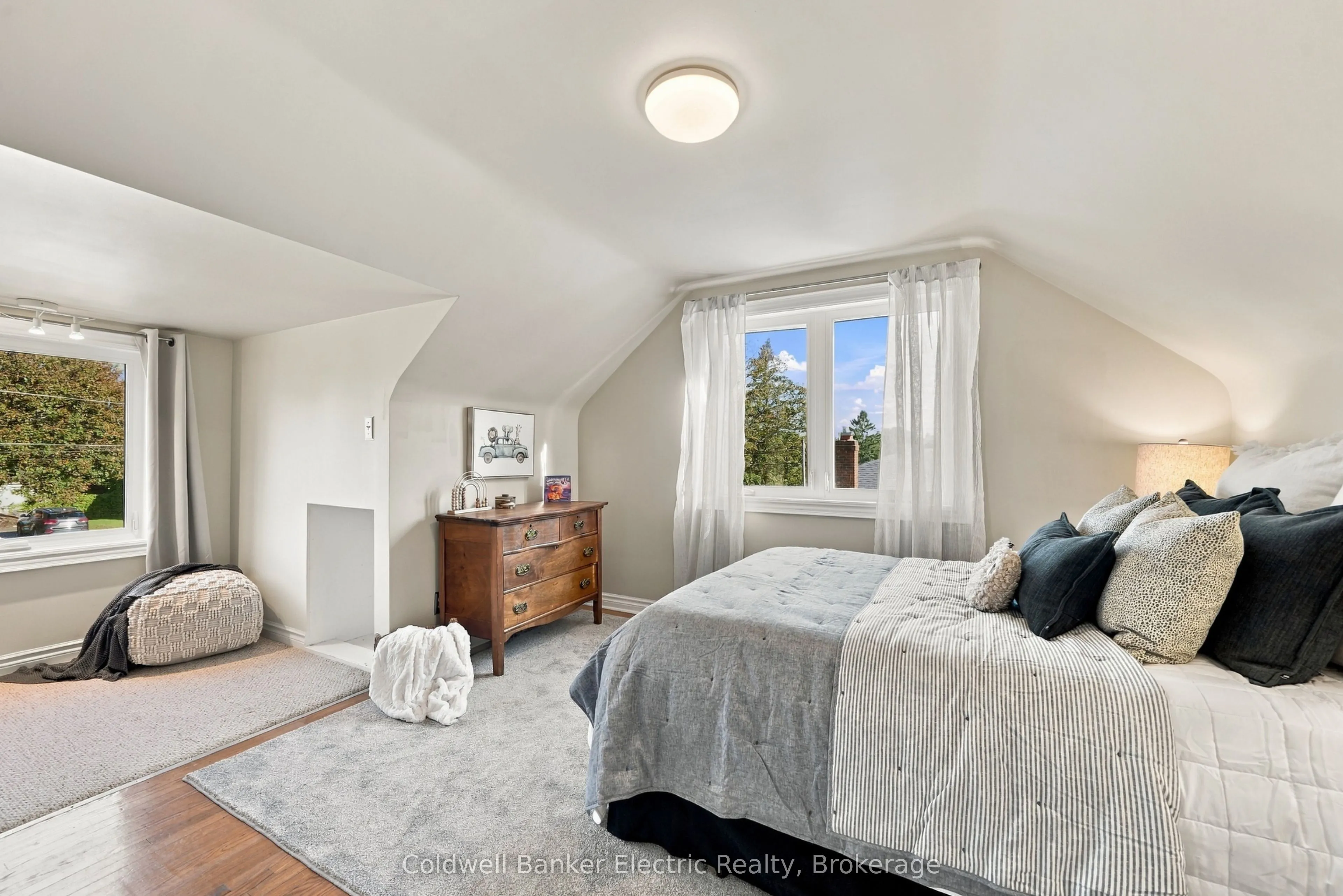 13 Coverdale Avenue