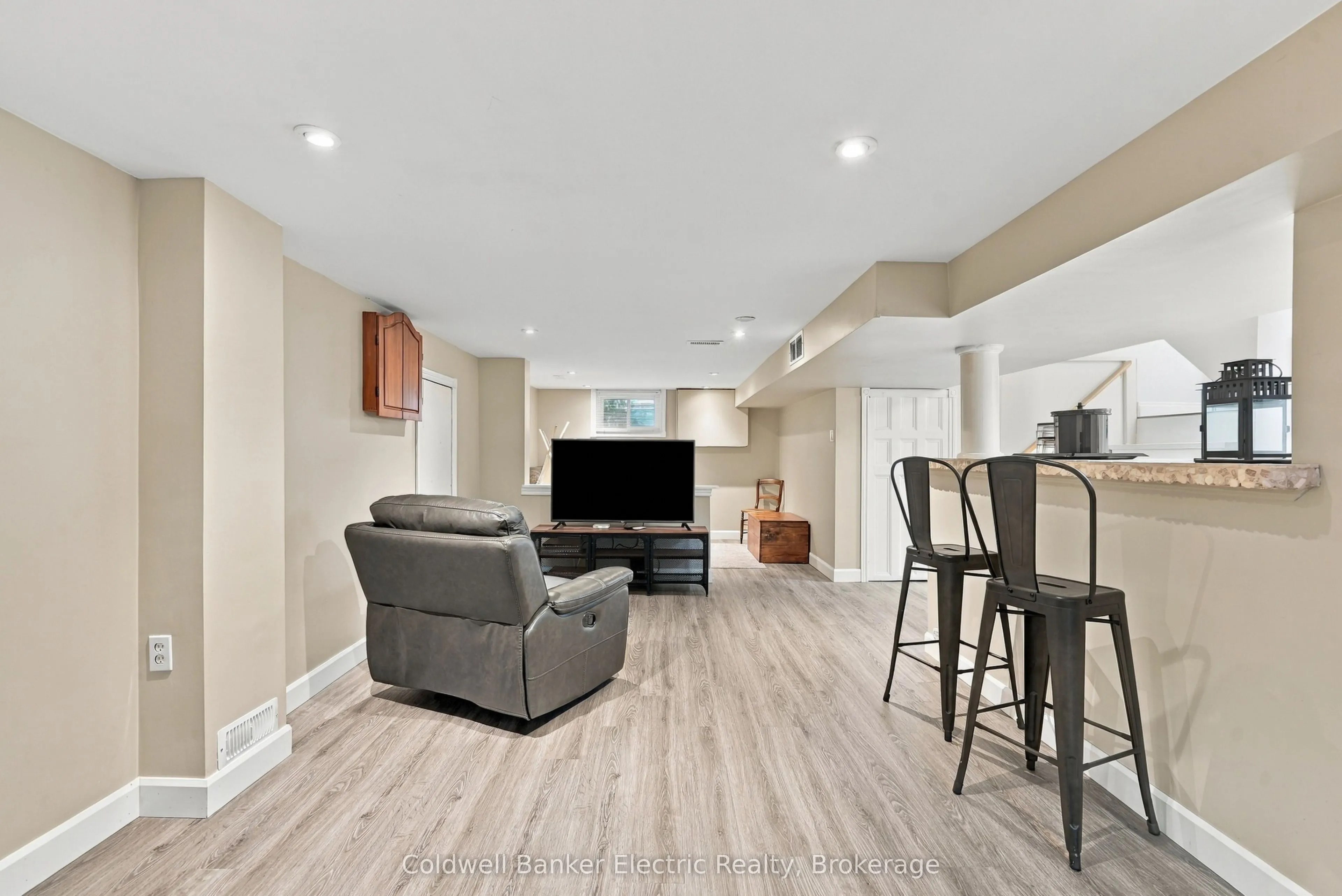 13 Coverdale Avenue