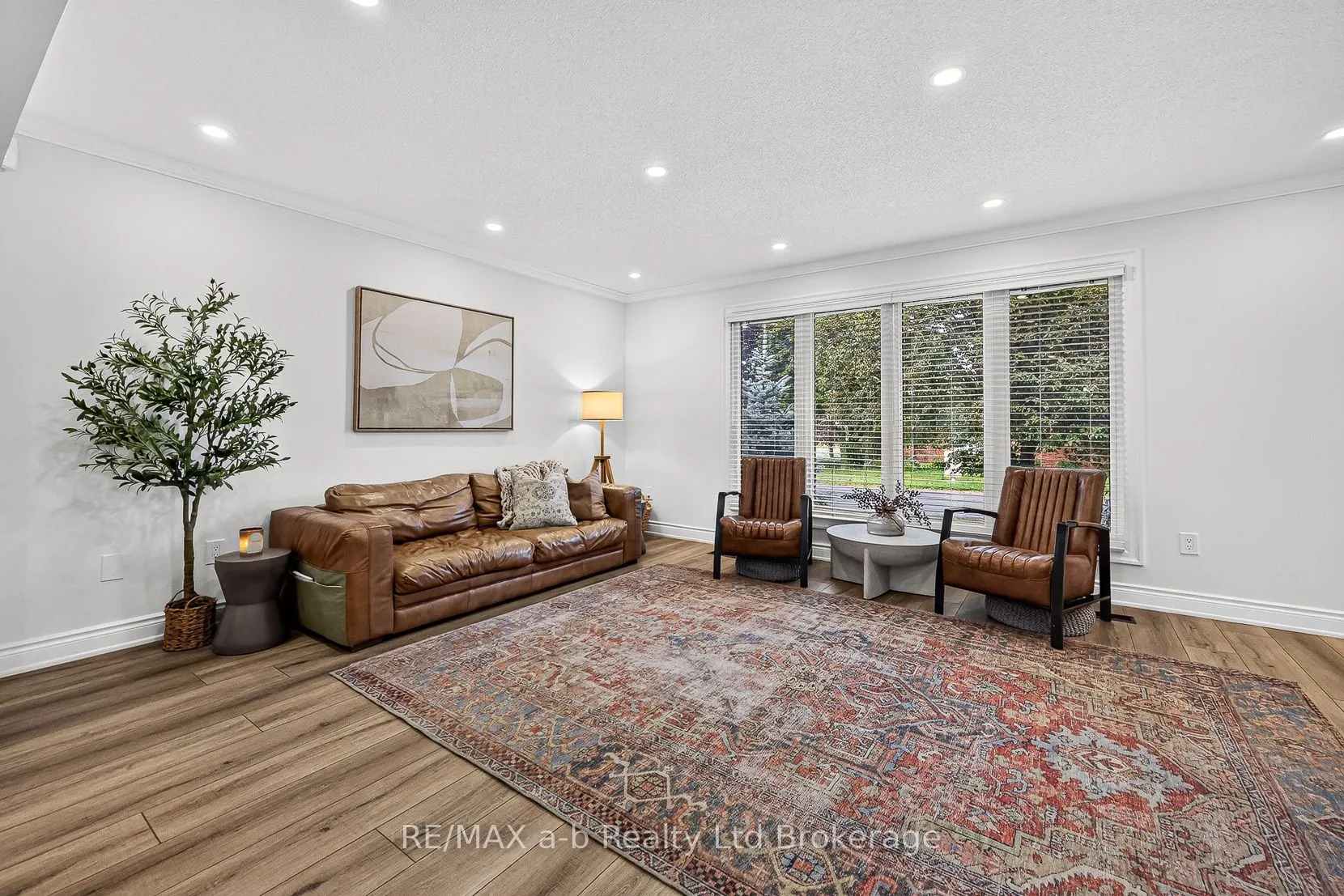 1182 Sprucedale Road