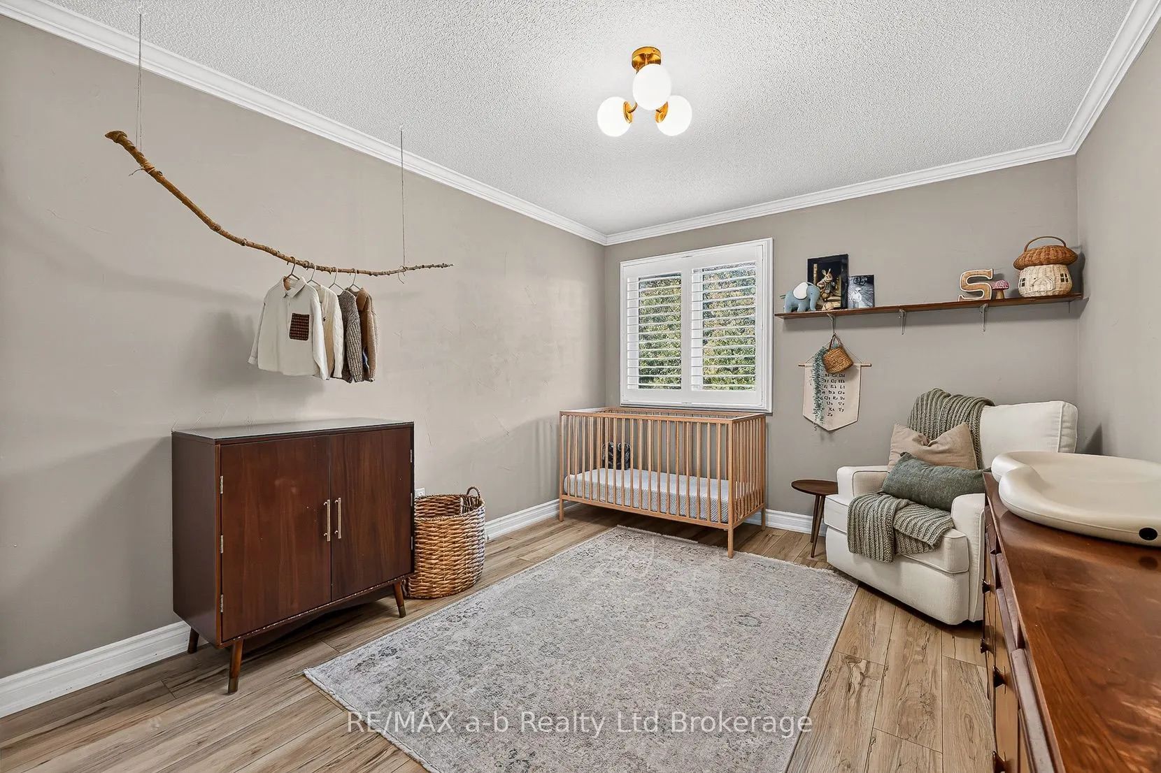 1182 Sprucedale Road
