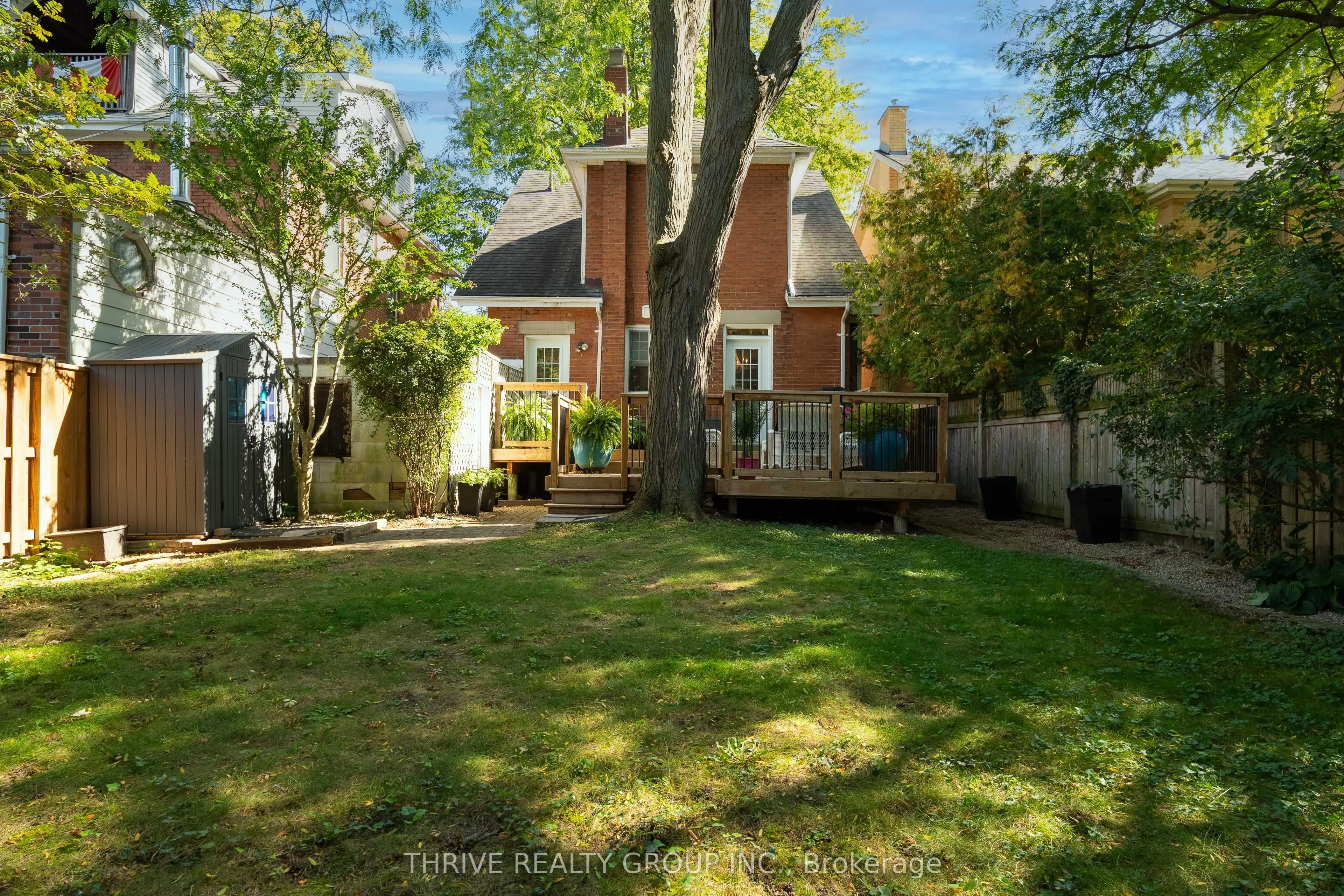 943 Waterloo Street