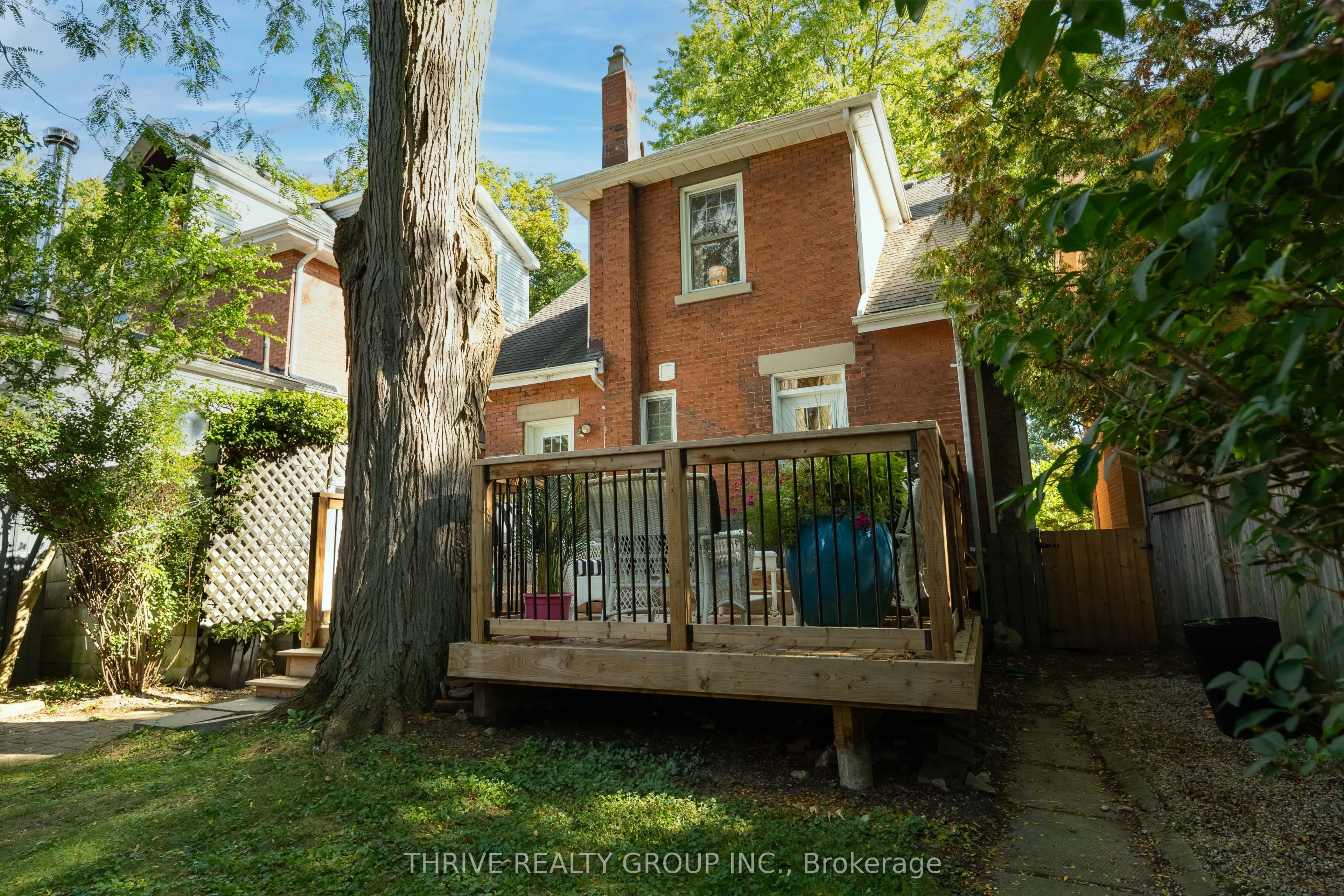 943 Waterloo Street