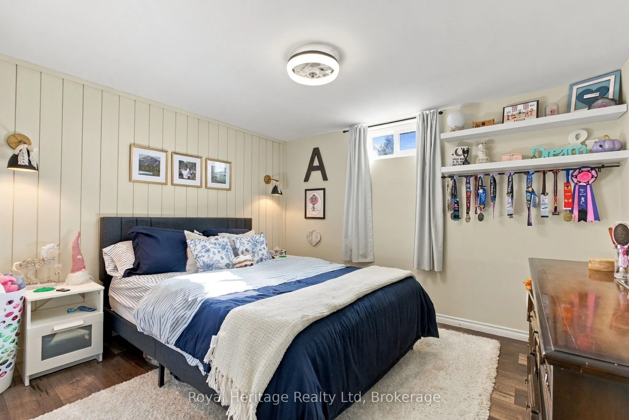 1533 Redwood Drive