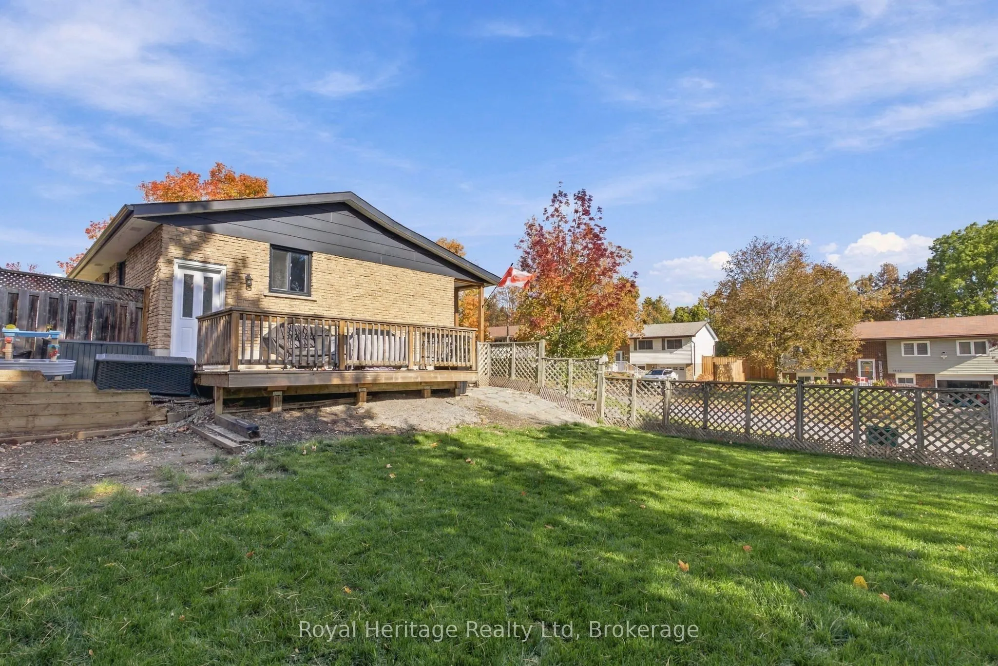 1533 Redwood Drive