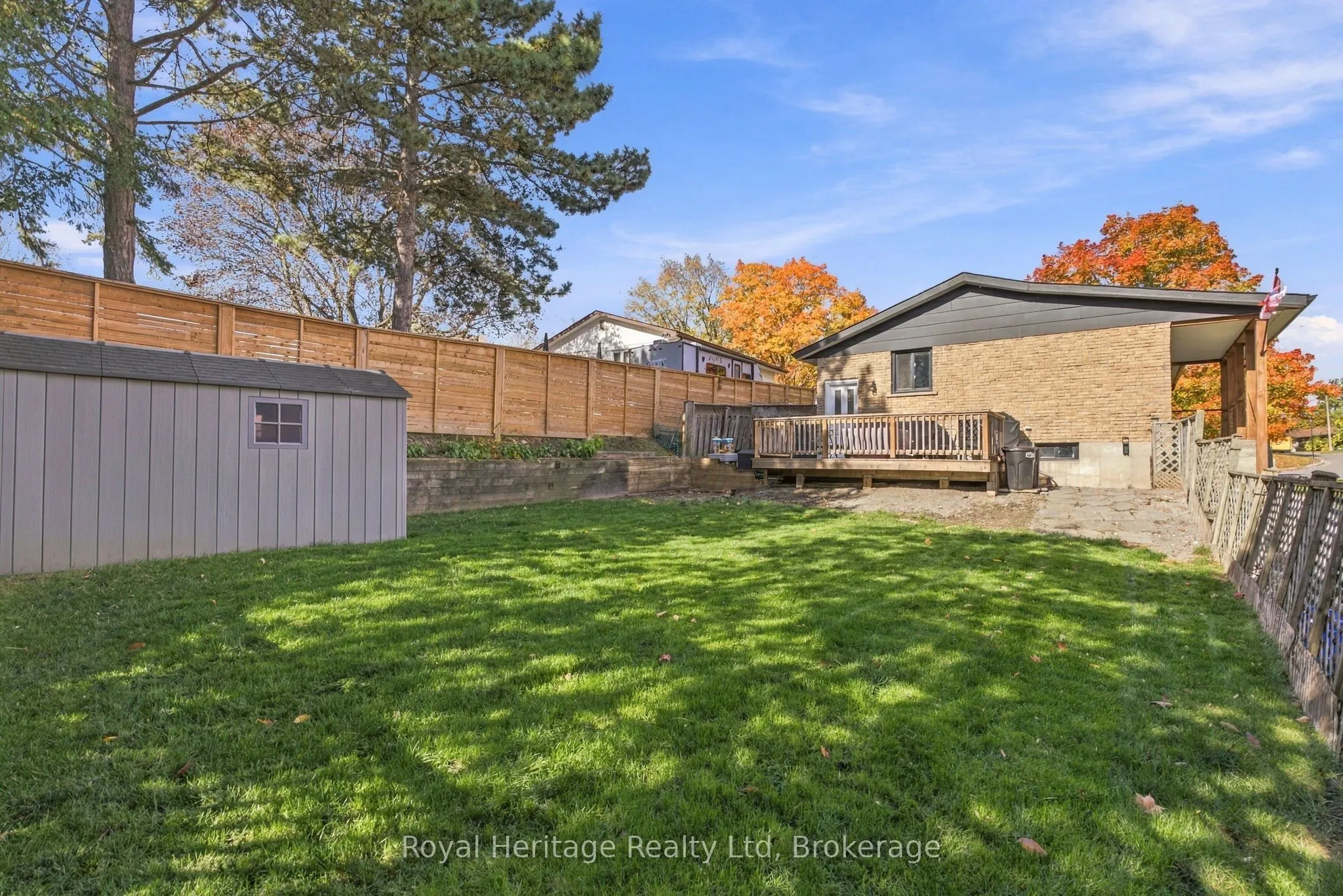1533 Redwood Drive