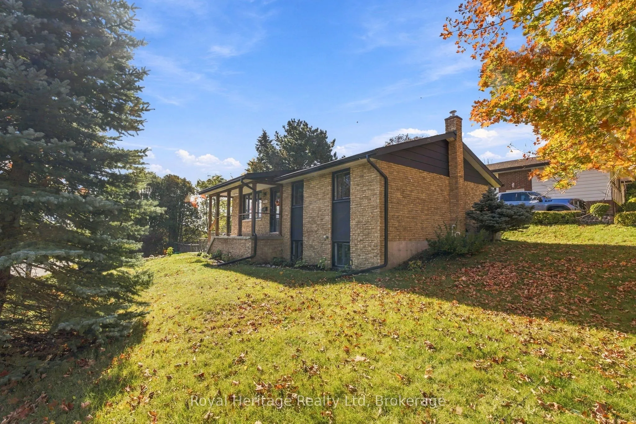 1533 Redwood Drive