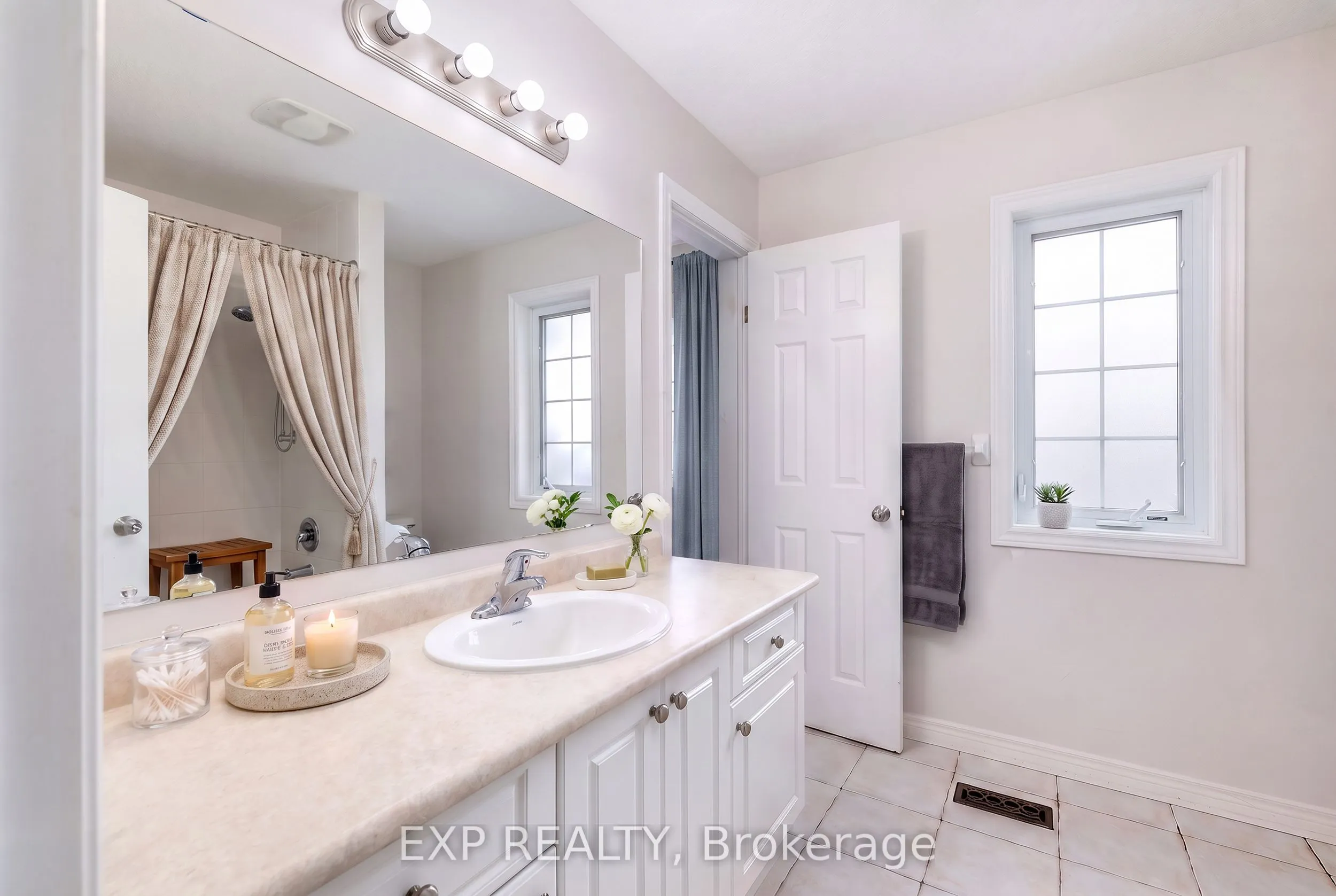 468 Doon Drive S #15