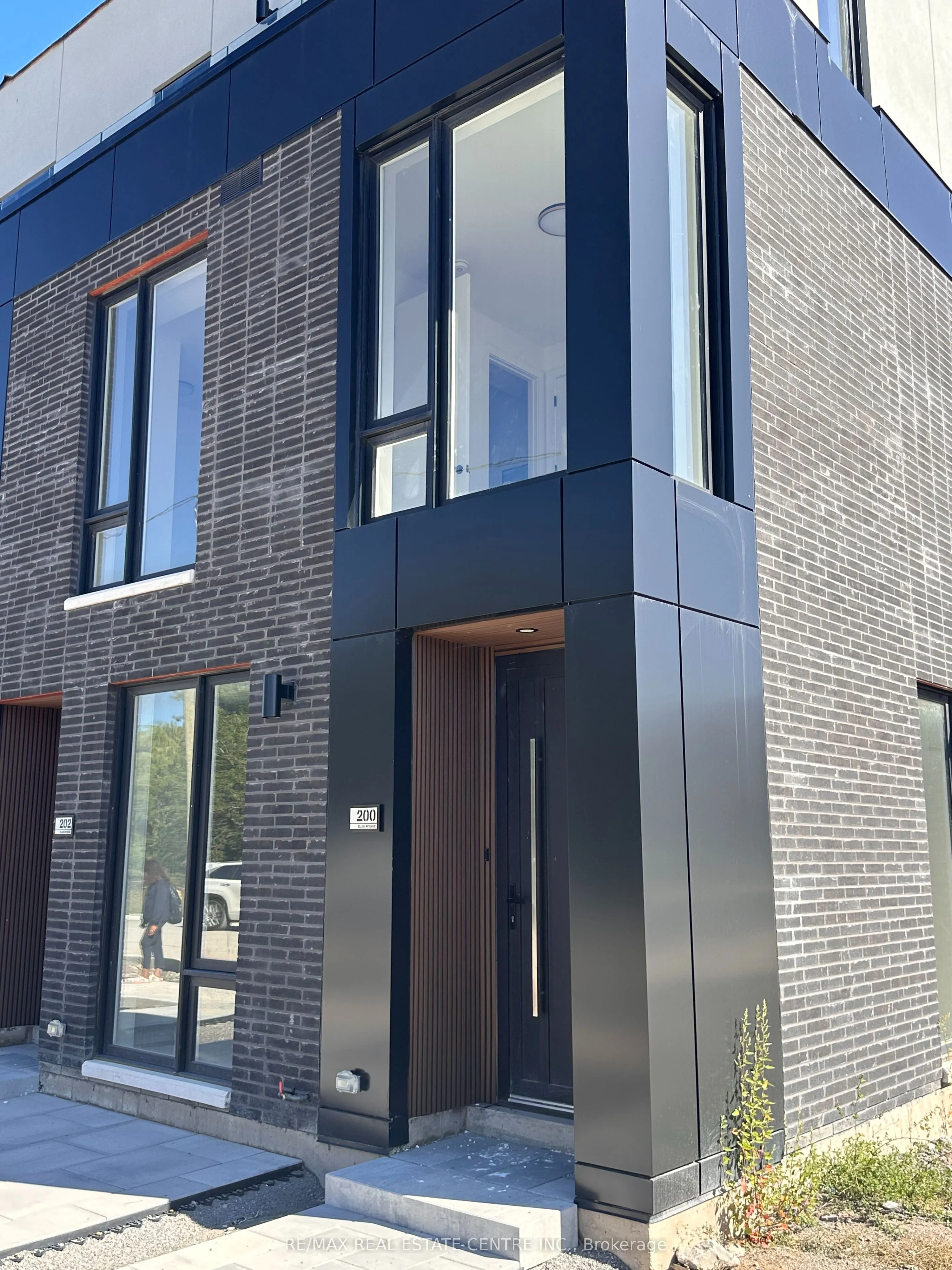200 Ellis Avenue #N/A