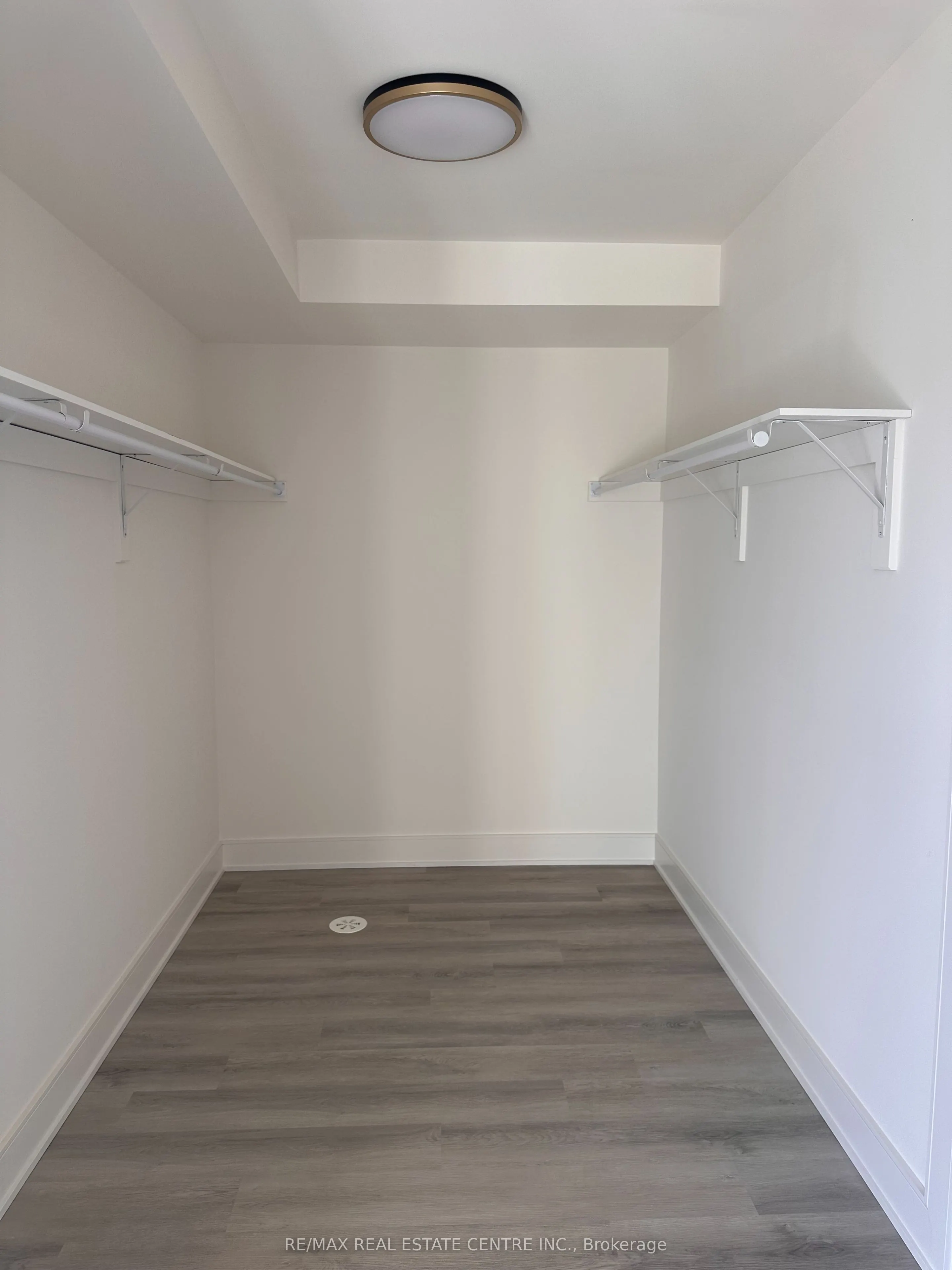 200 Ellis Avenue #N/A