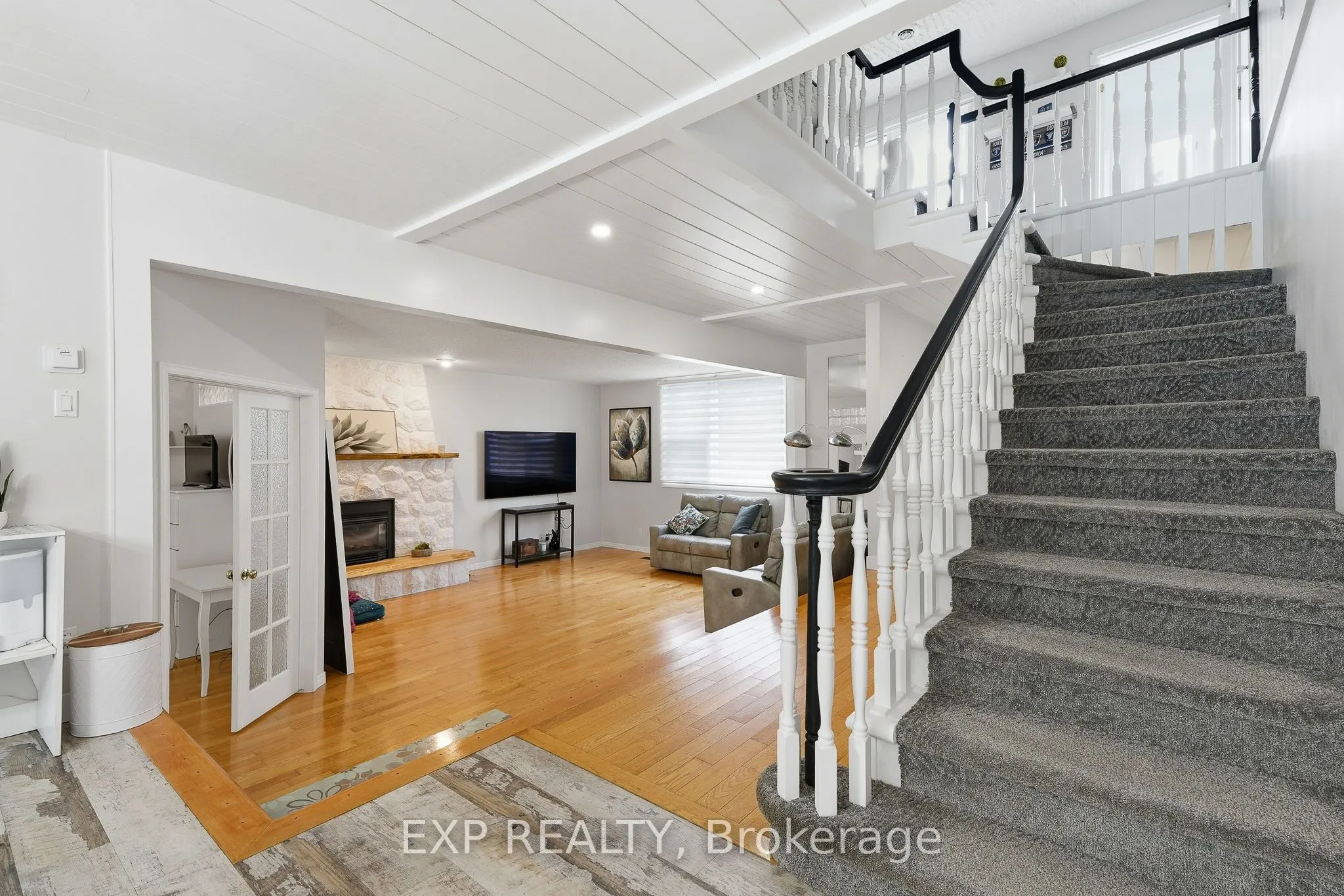 1380 LAURIER Street
