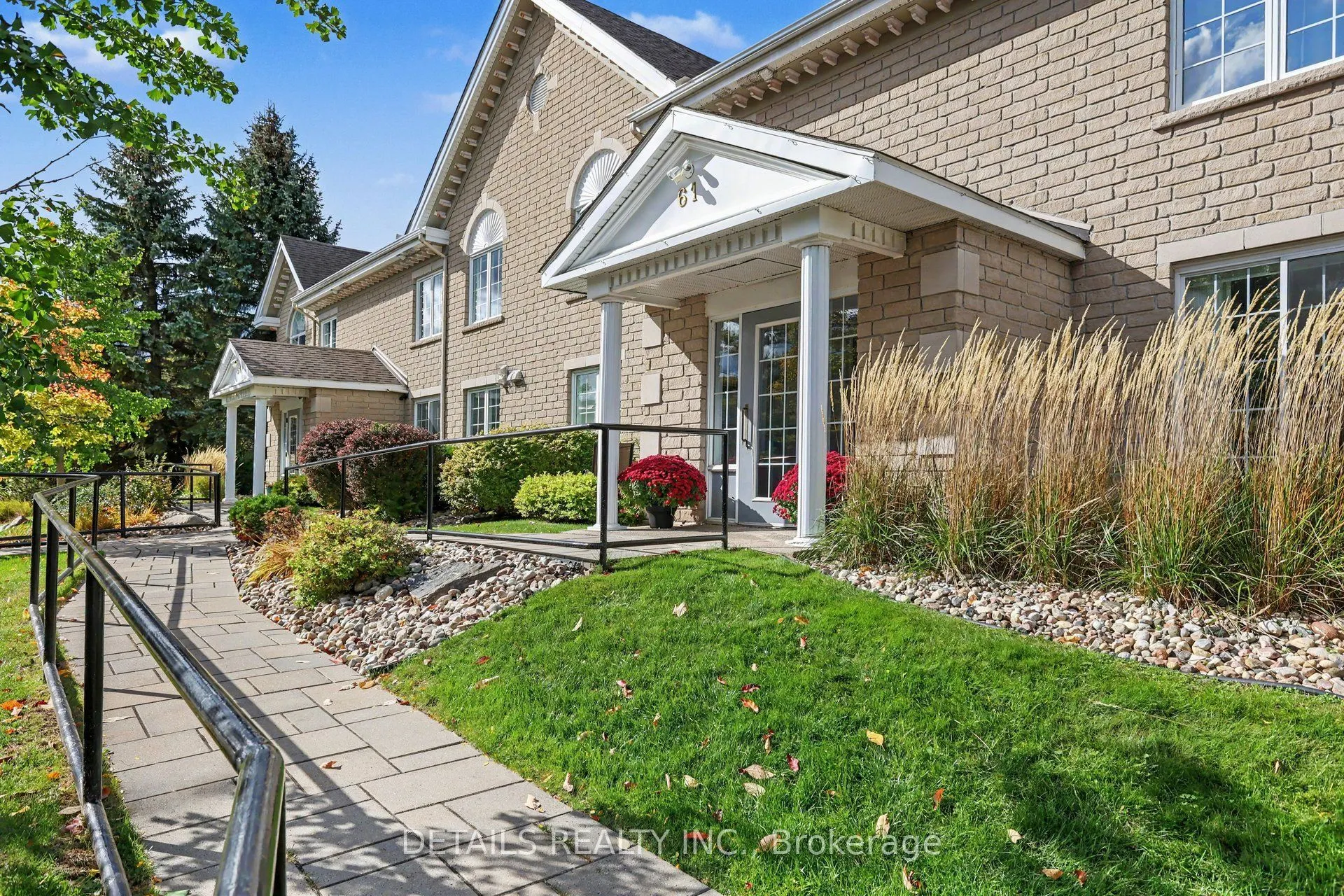 61 Robson Court #1D