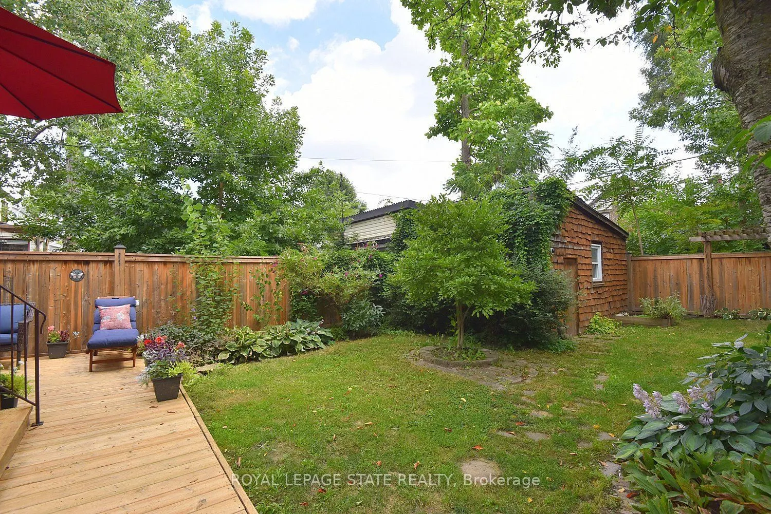 70 Kensington Avenue N