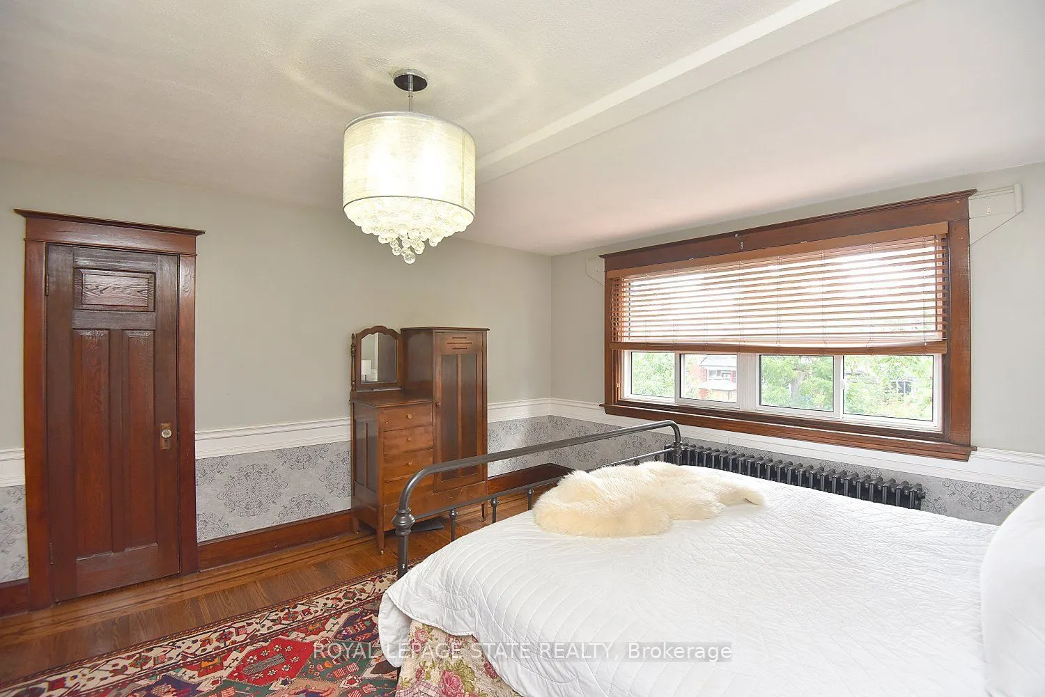 70 Kensington Avenue N