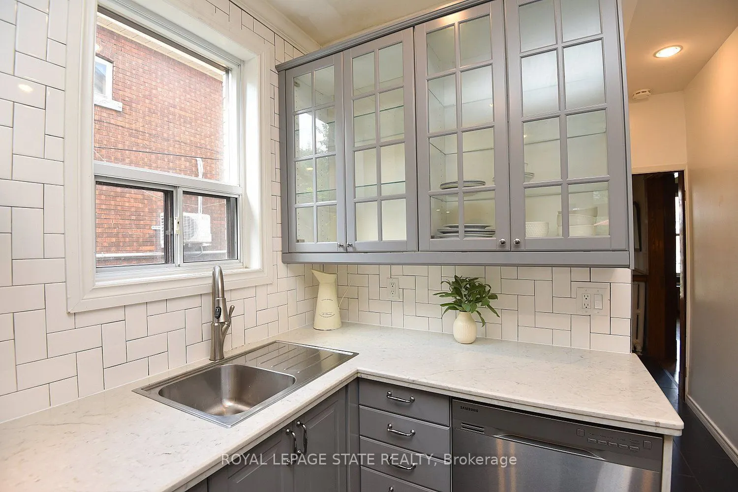 70 Kensington Avenue N