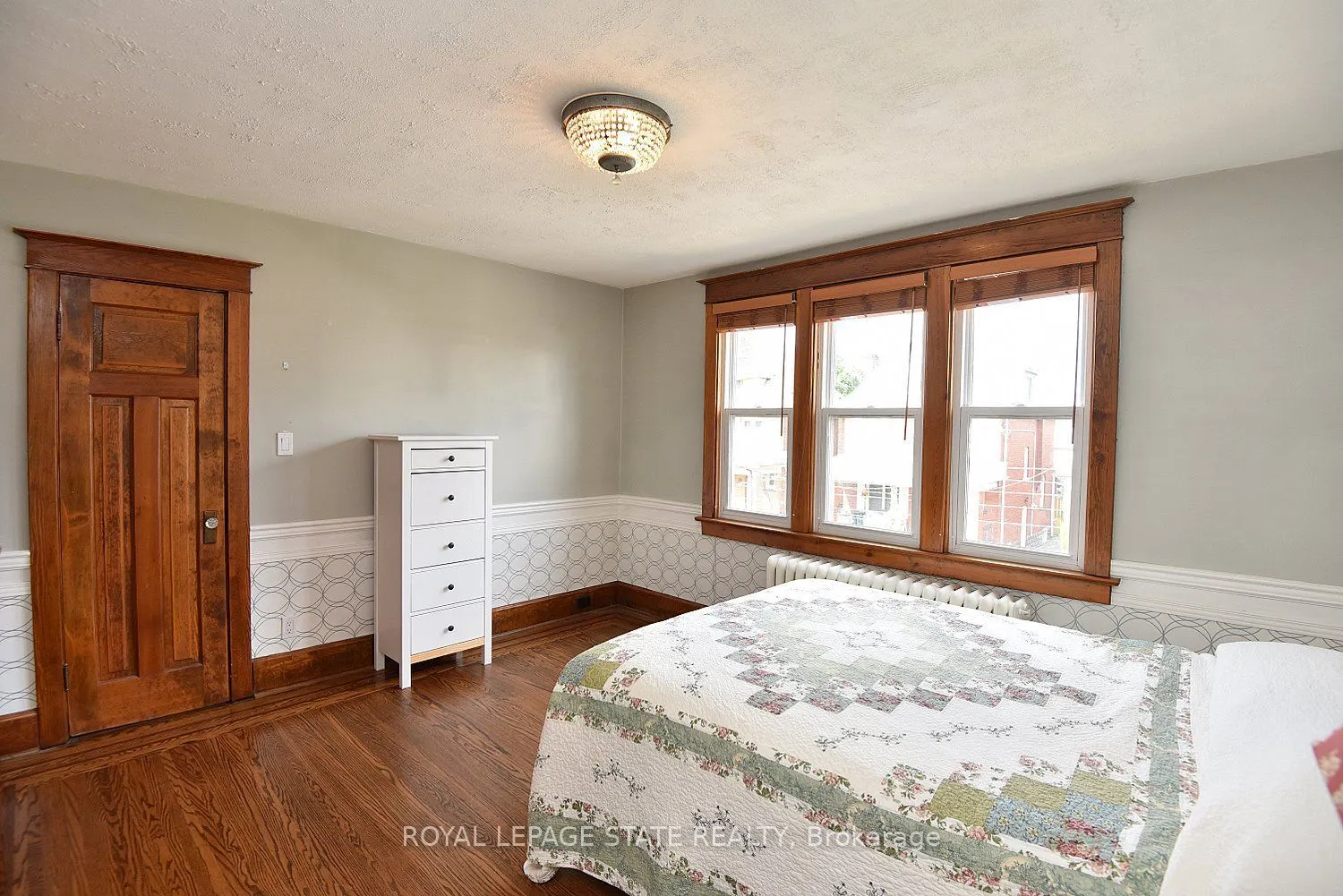70 Kensington Avenue N