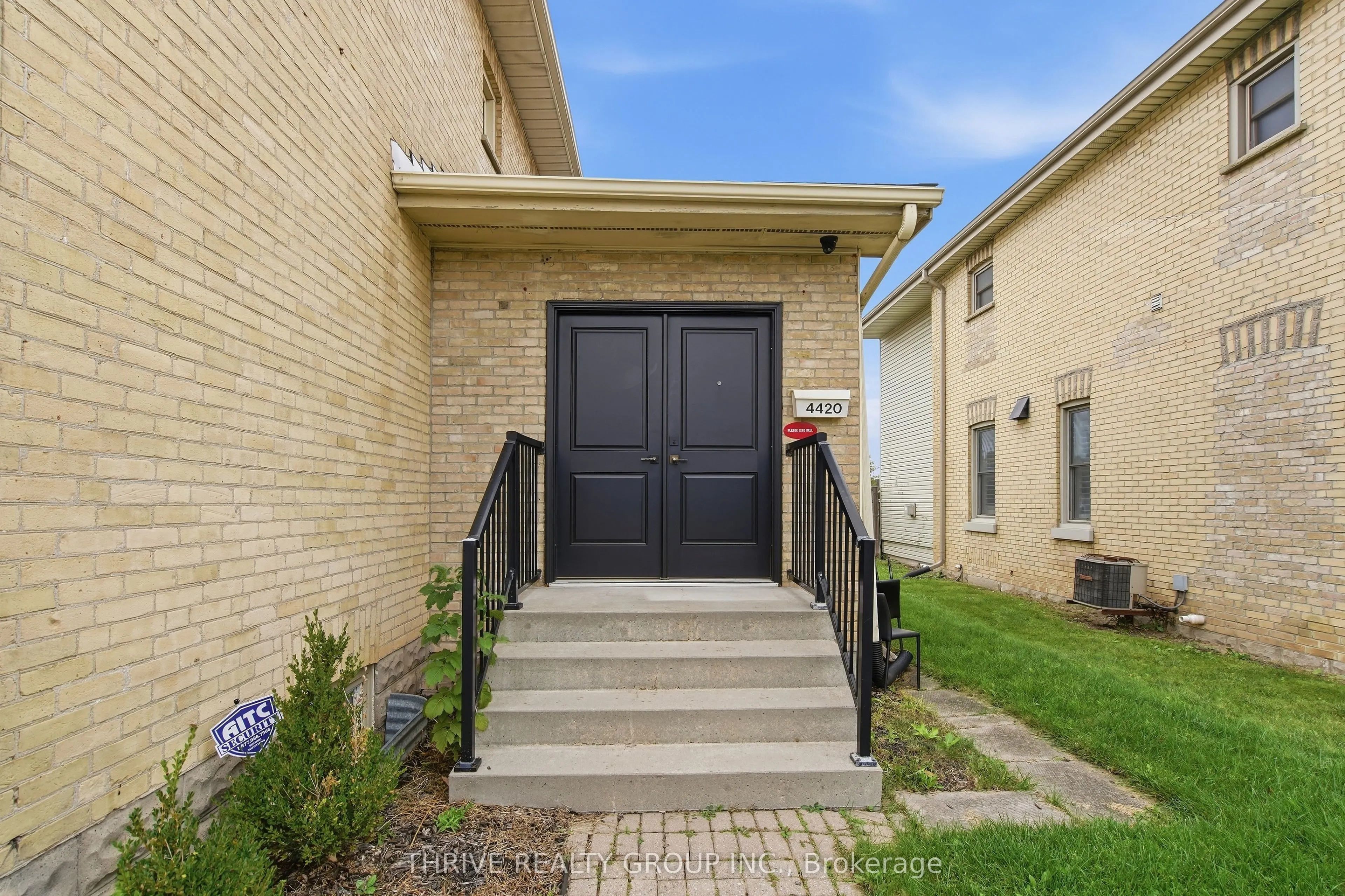 4420 Colonel Talbot Road