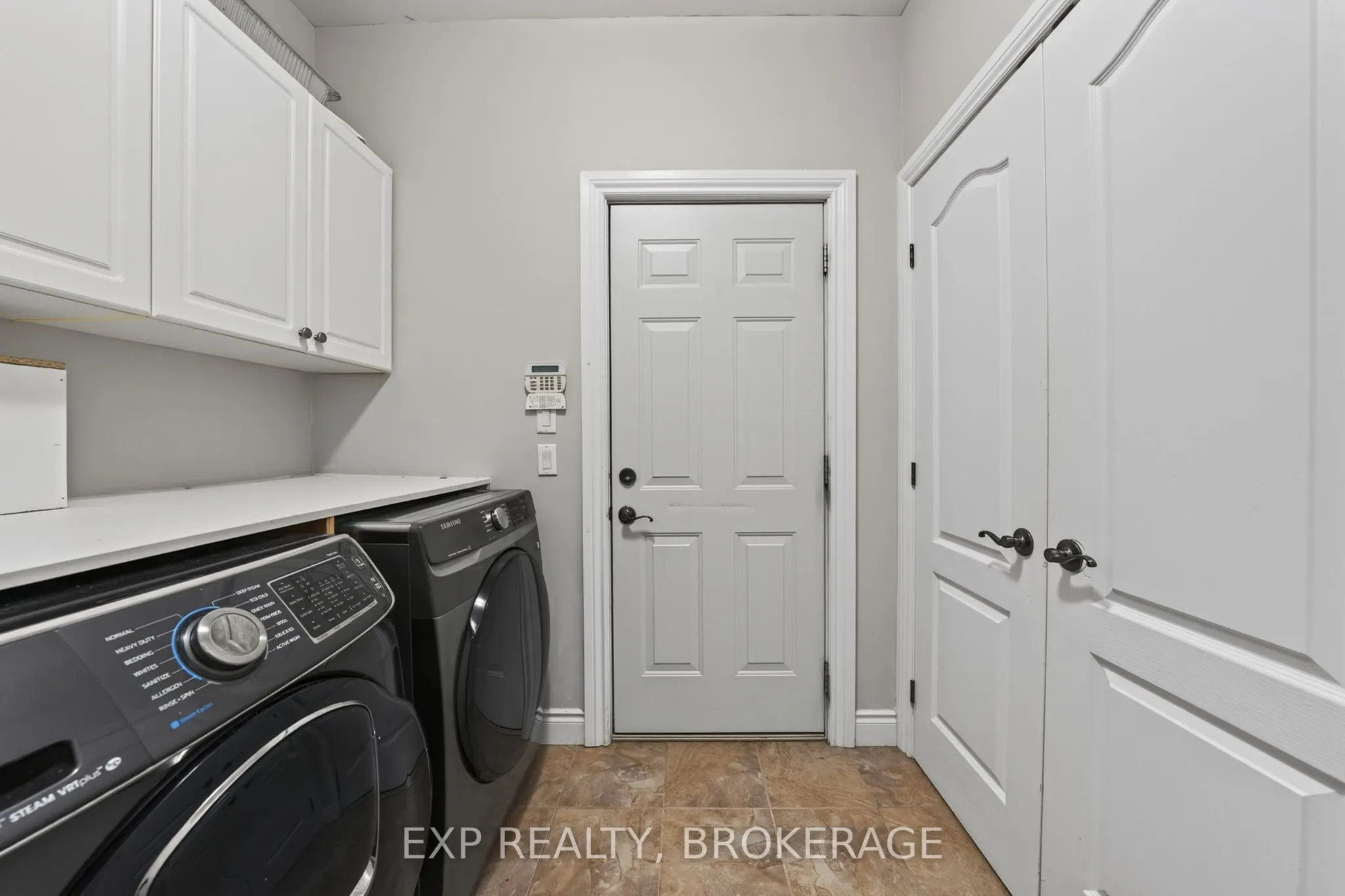 5005 Fox Run Place