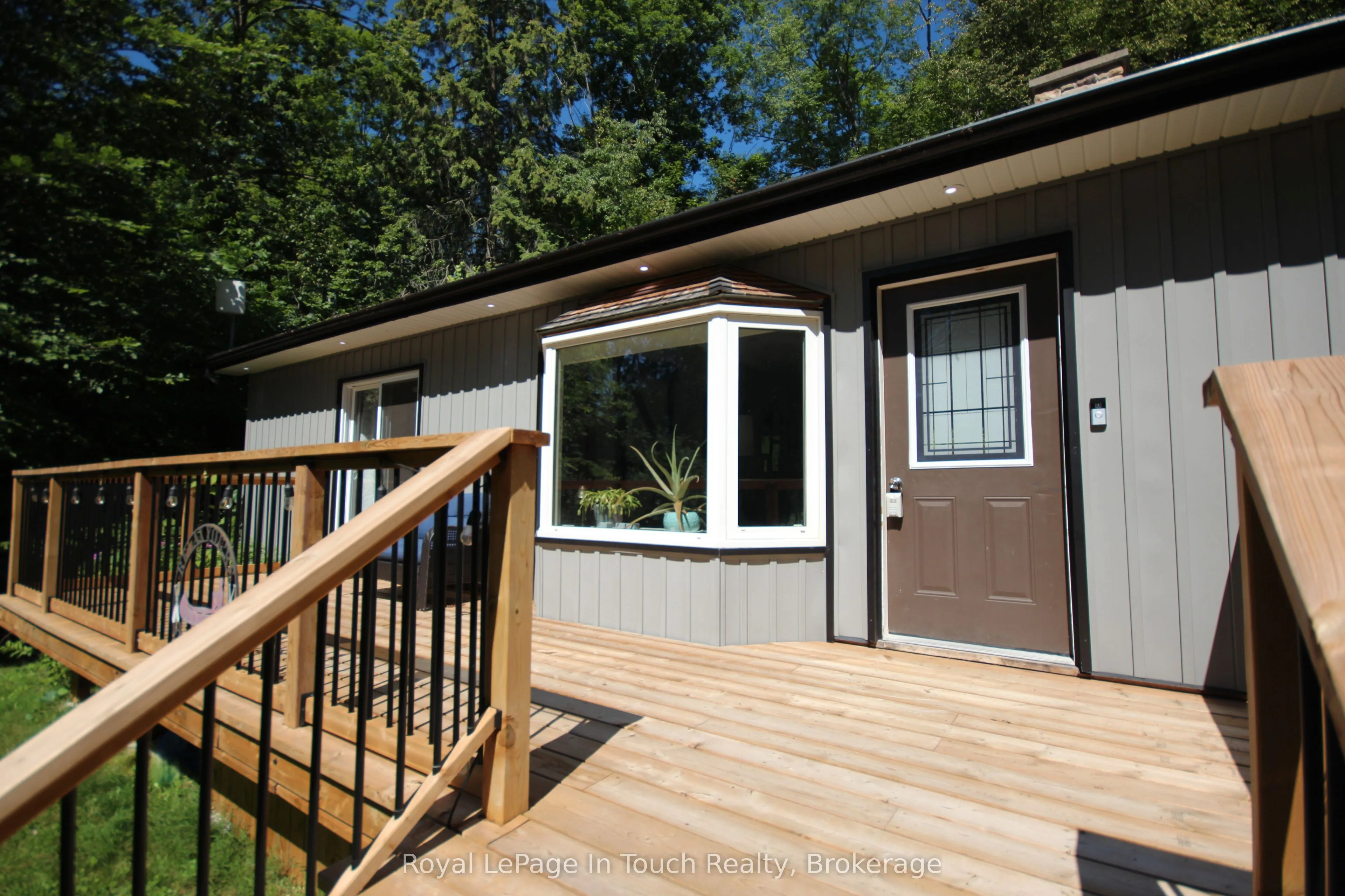 18 Shady Glen Lane