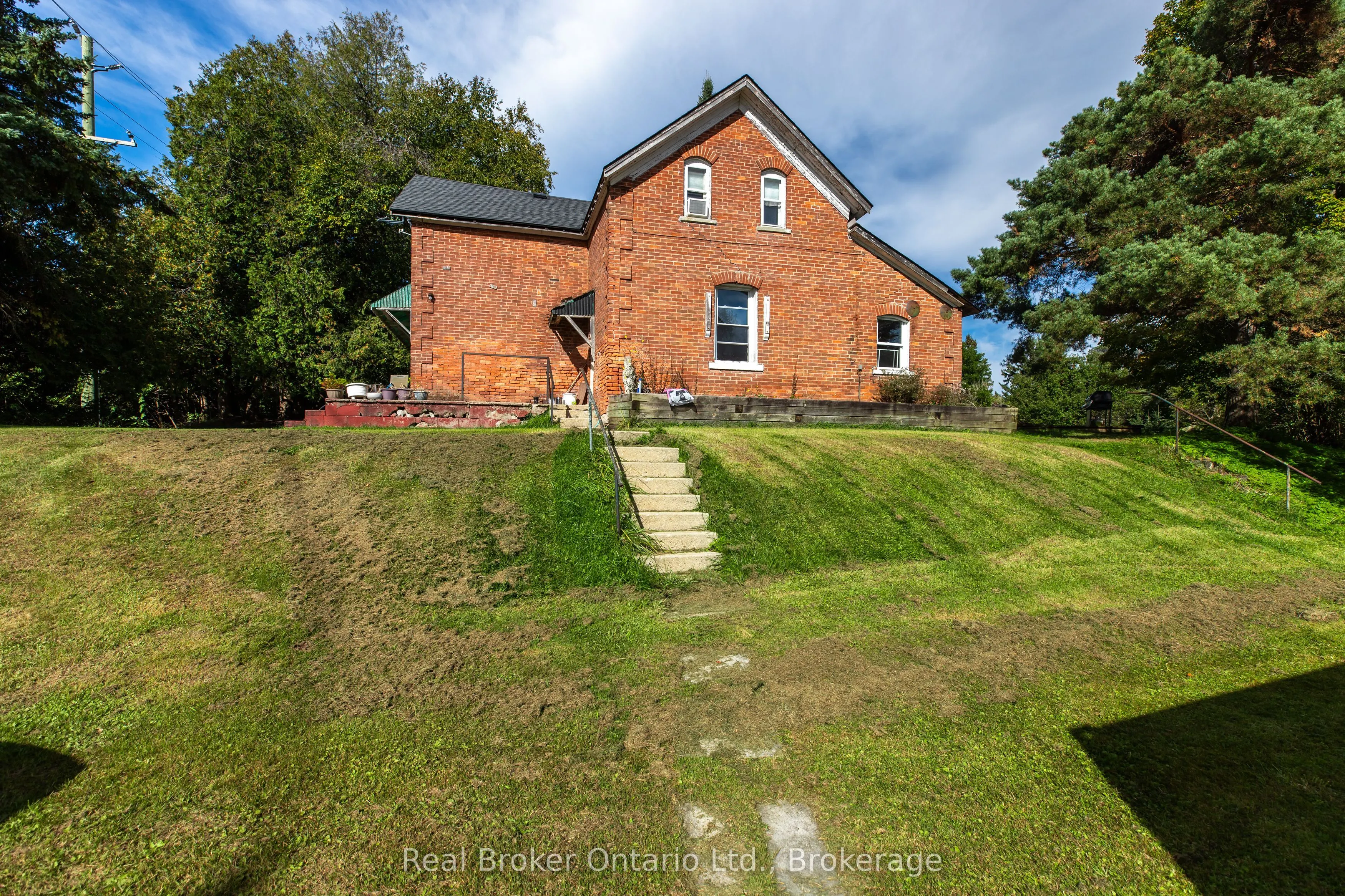 776813 Highway 10, R.R. #3 Highway